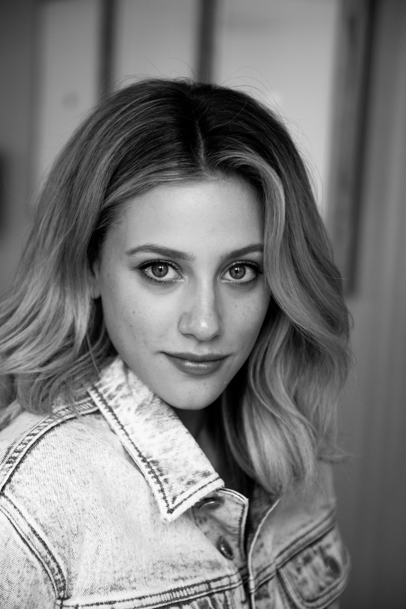 Lili Reinhart Actress In Black Wallpapers