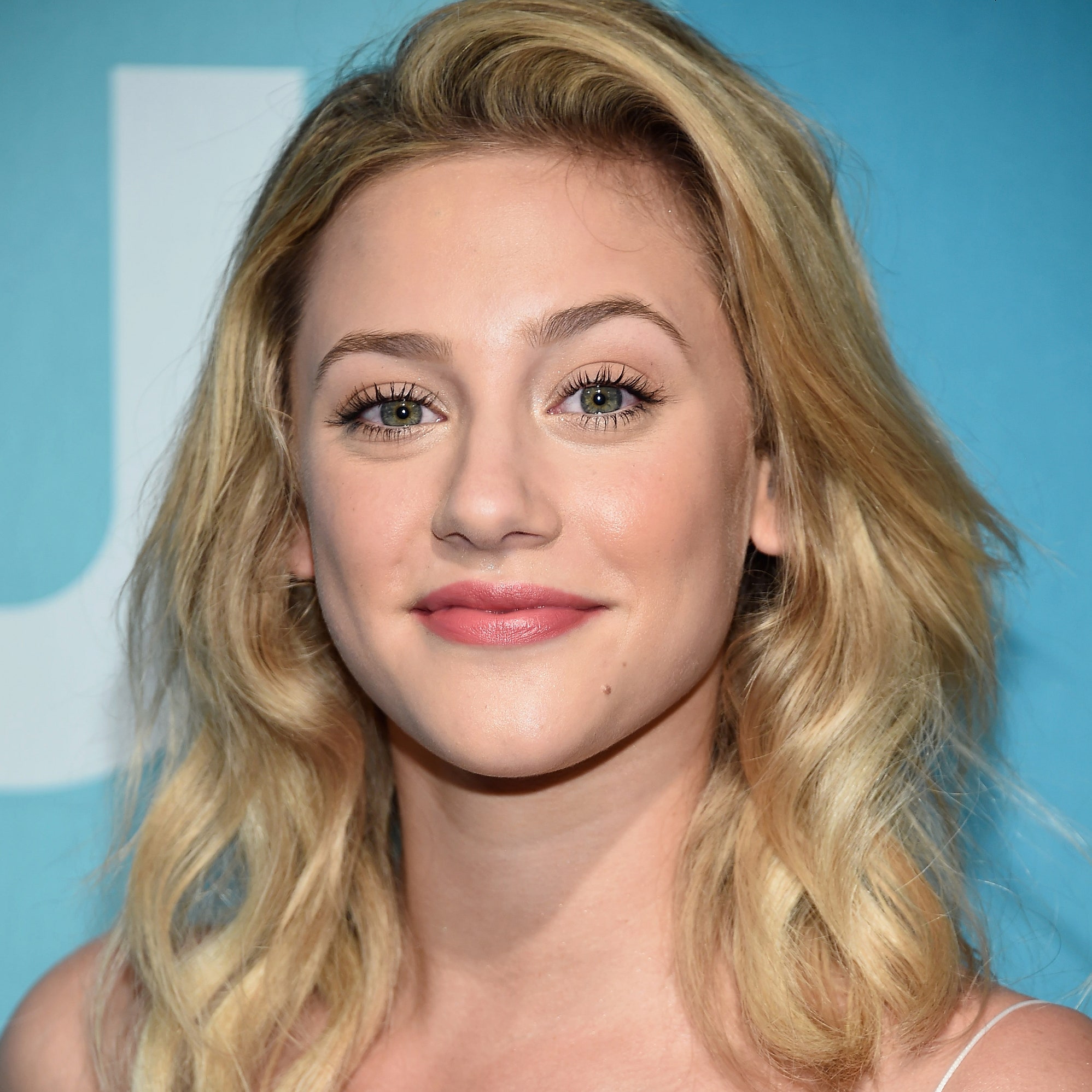 Lili Reinhart Face Wallpapers