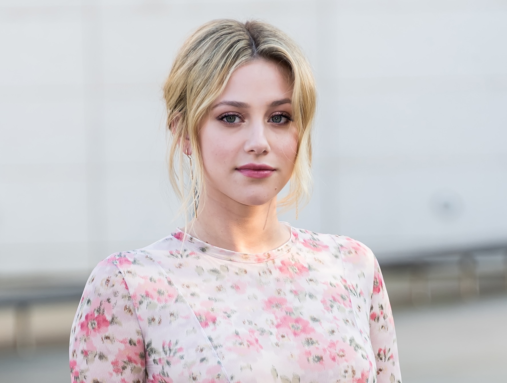 Lili Reinhart Riverdale Actress Wallpapers