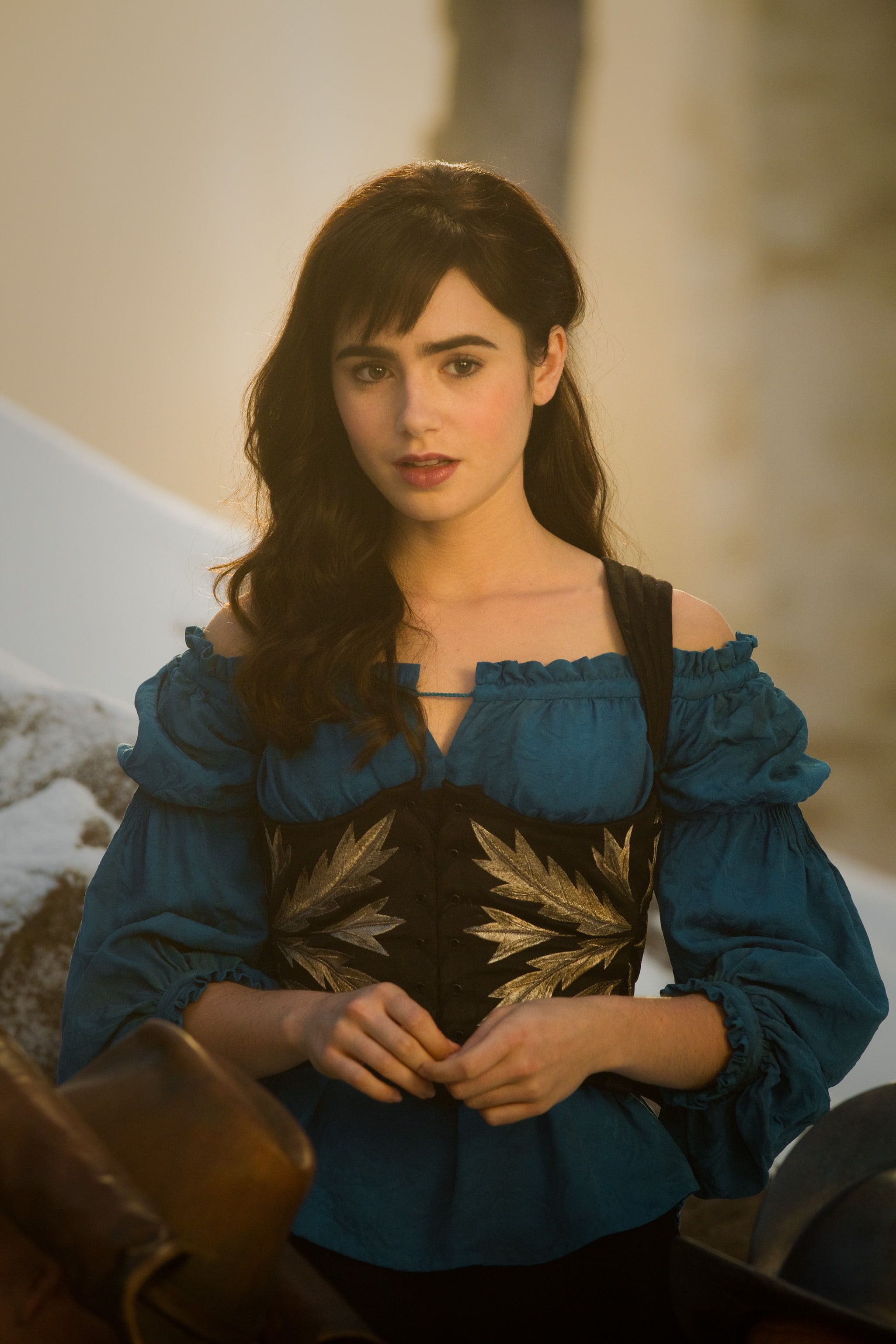 Lily Collins 2020 Wallpapers