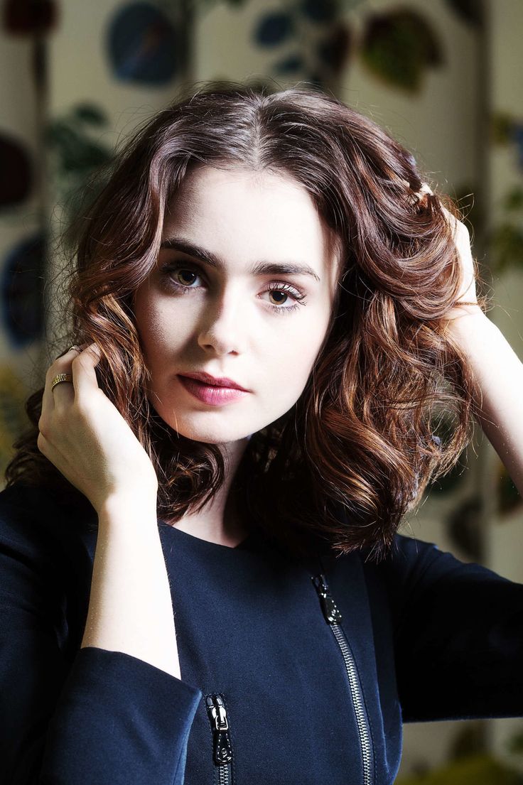 Lily Collins Cute British Wallpapers