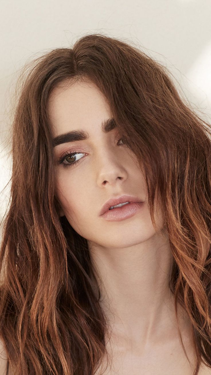 Lily Collins Gorgeous Wallpapers