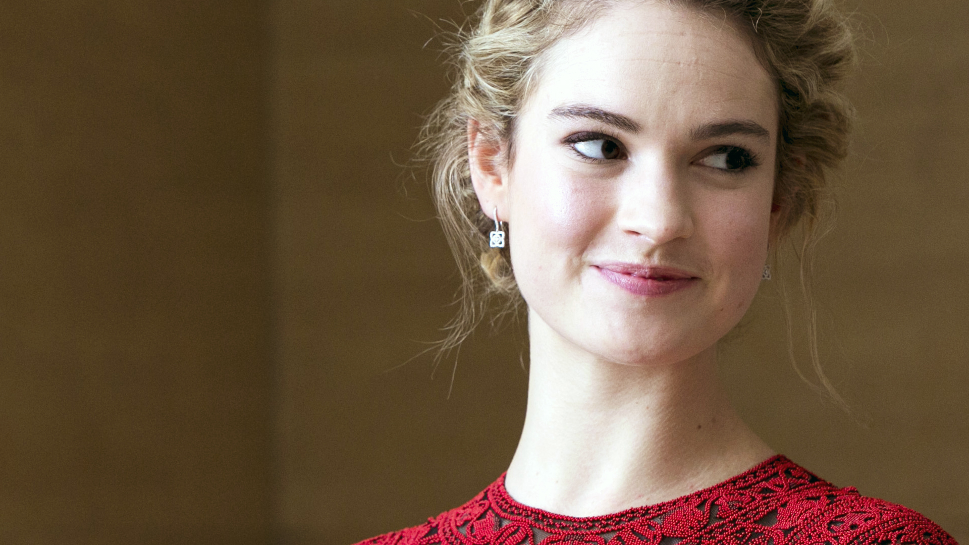 Lily James Smiling Wallpapers