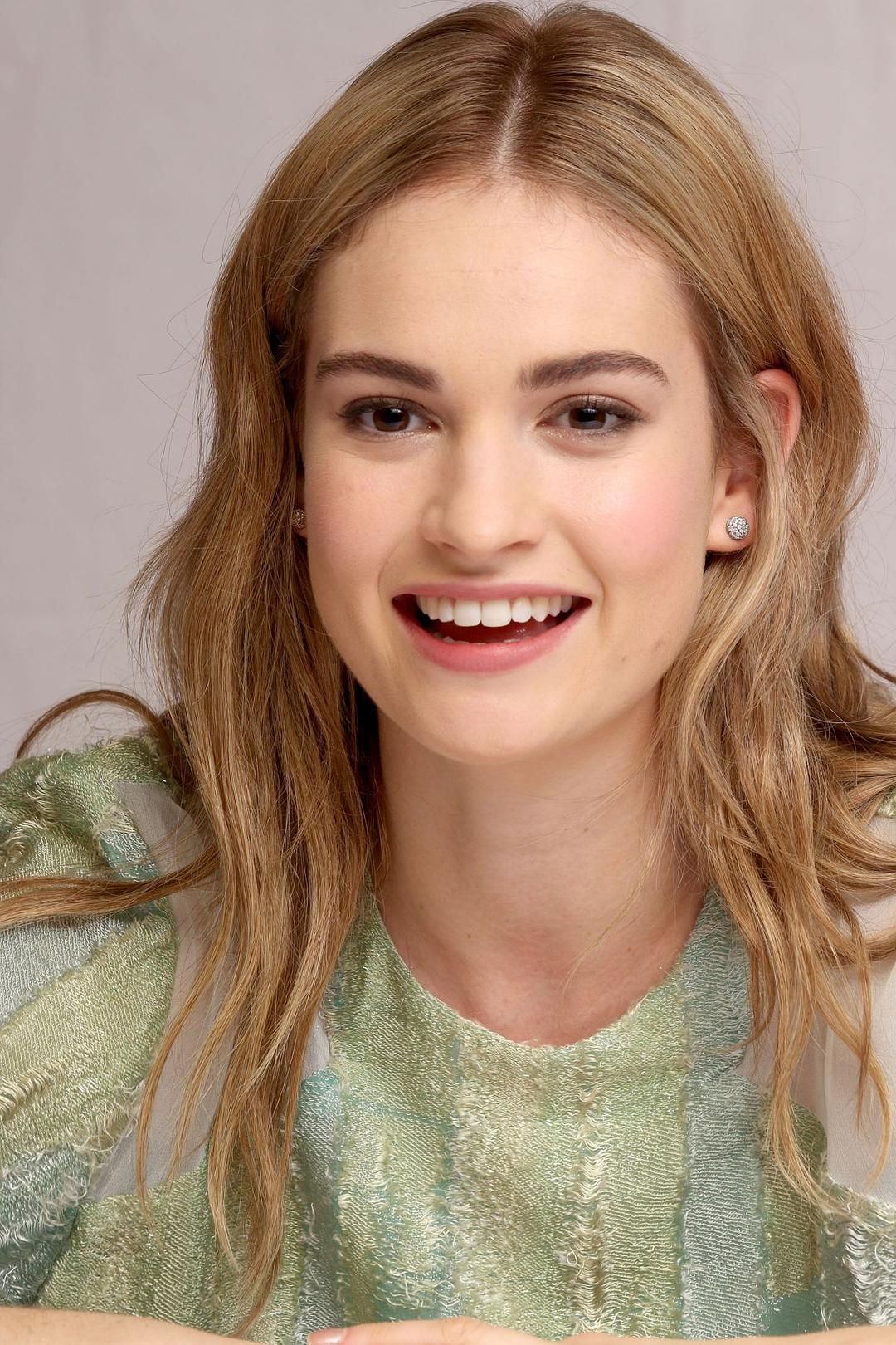 Lily James Smiling Wallpapers