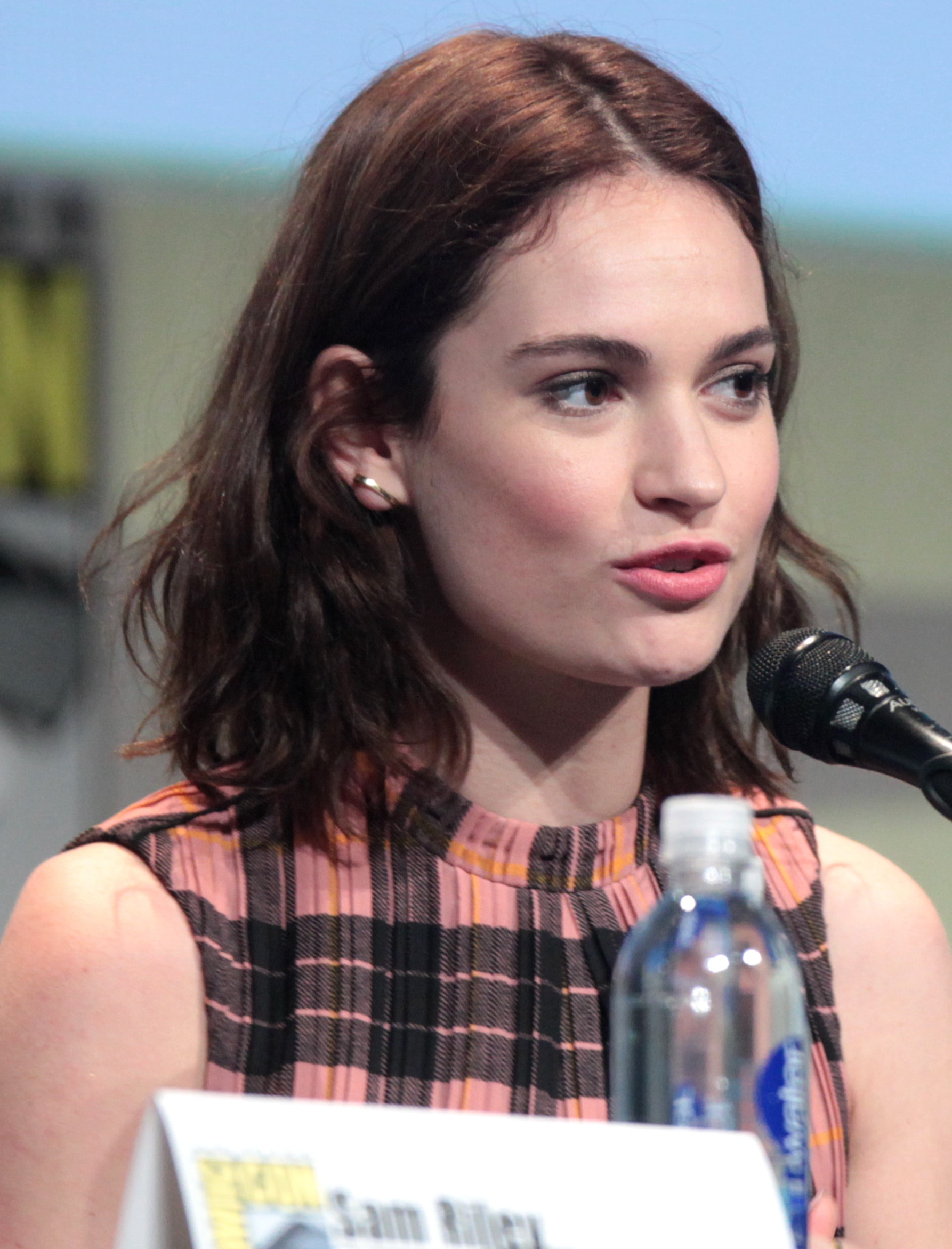 Lily James Smiling Wallpapers