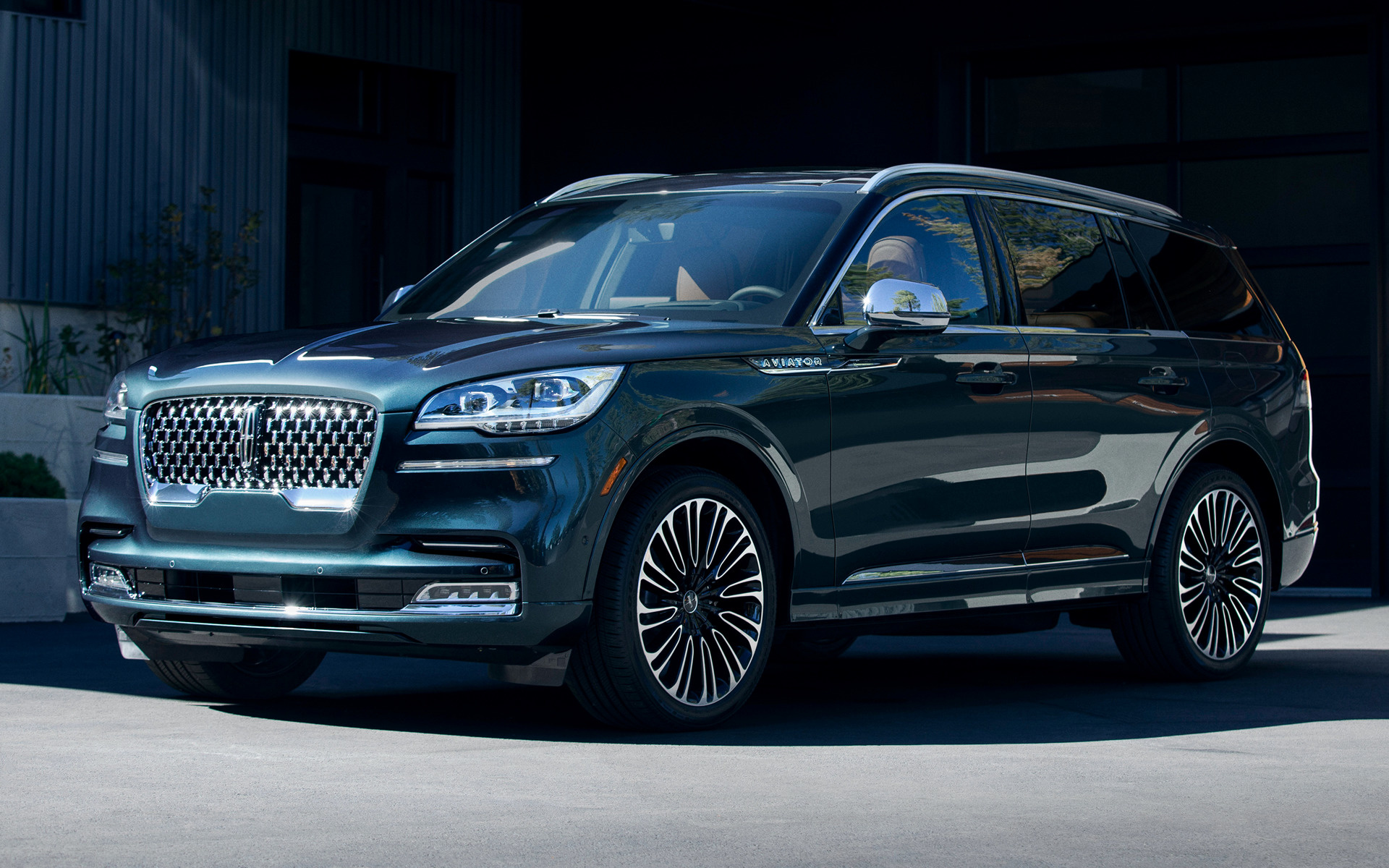 Lincoln Aviator Black Label Wallpapers