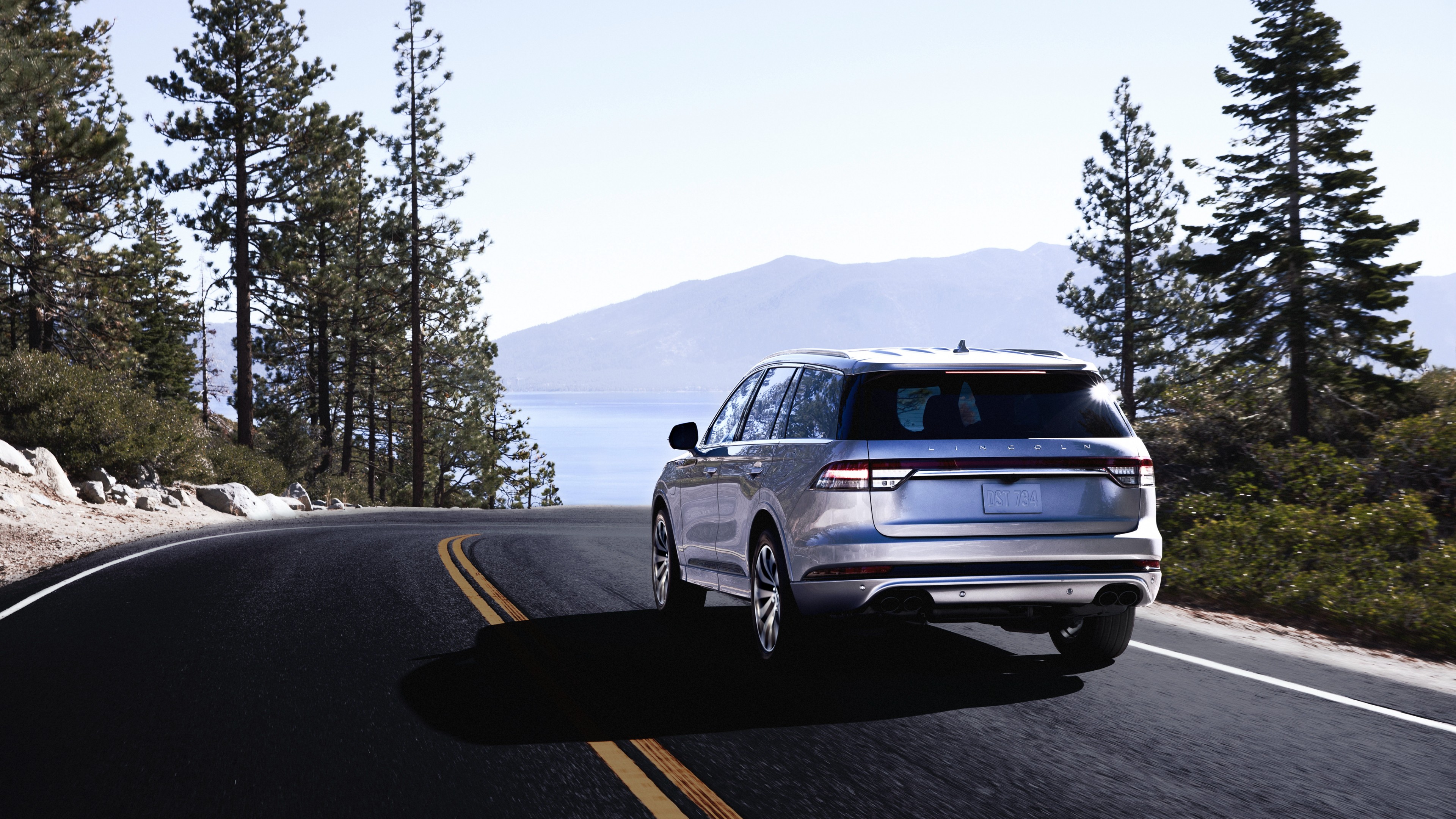 Lincoln Aviator Grand Touring Wallpapers