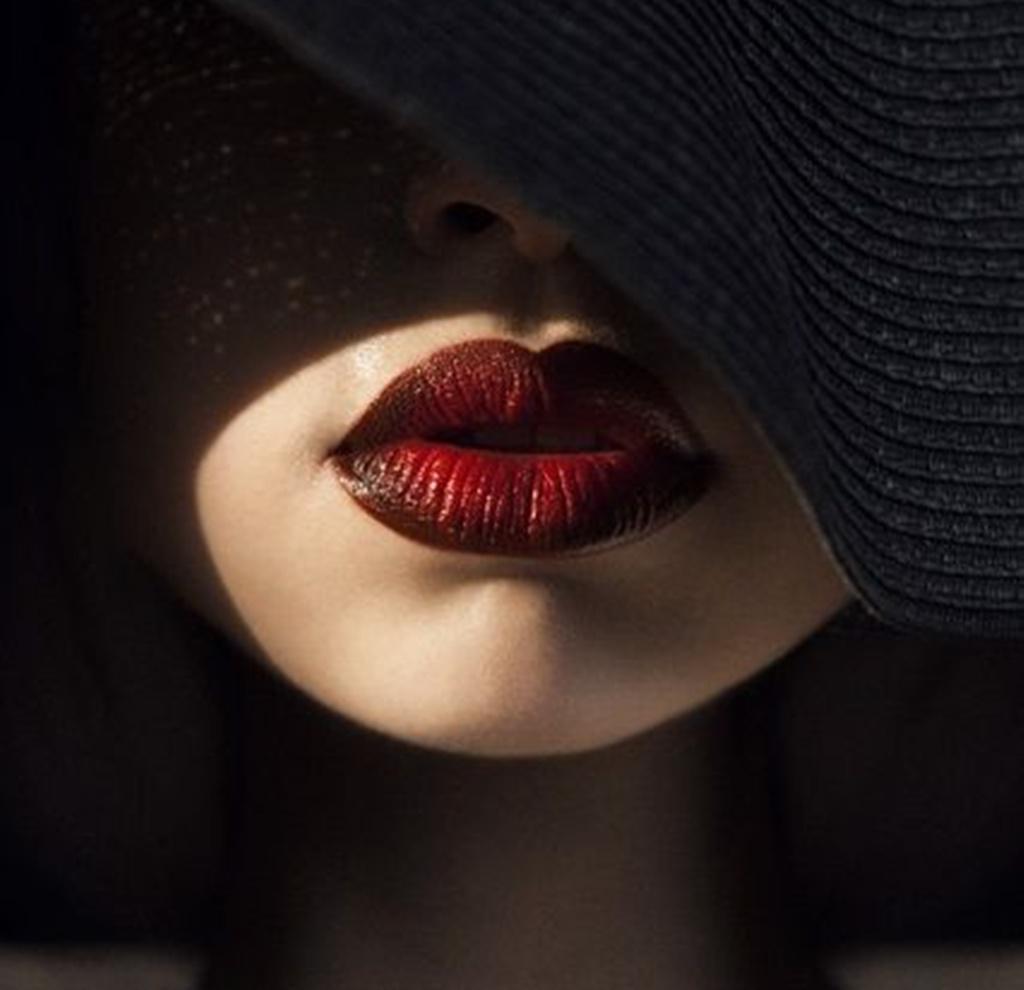 Lips Wallpapers