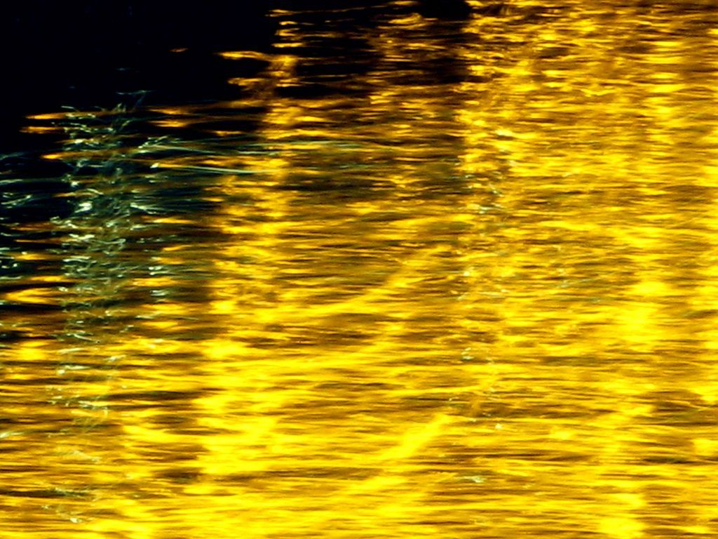 Liquid Gold Wallpapers