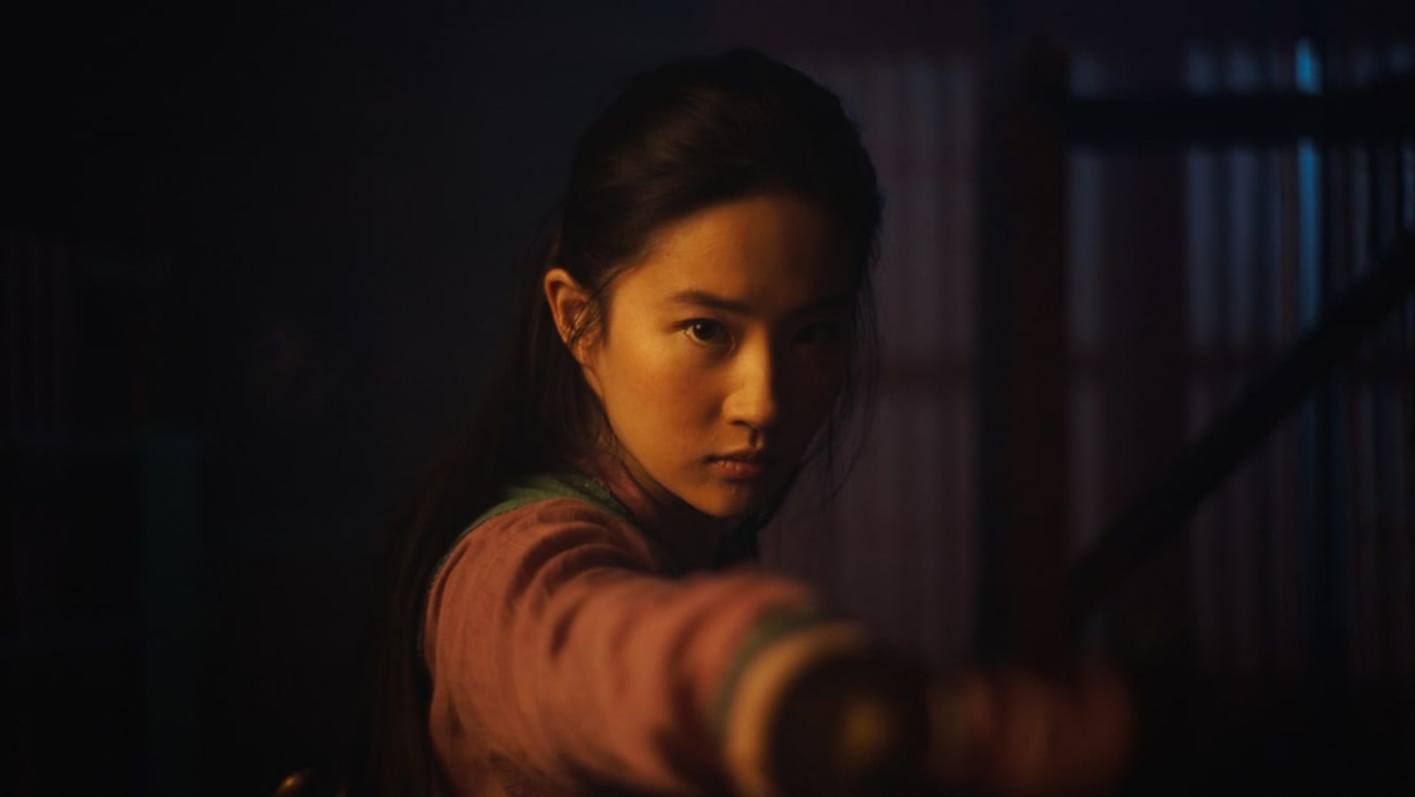 Liu Yifei As Hua Mulan Wallpapers