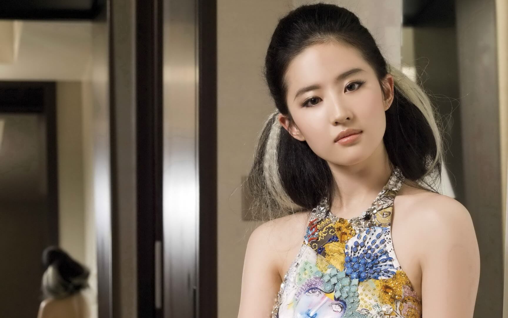 Liu Yifei Mulan Actress Wallpapers