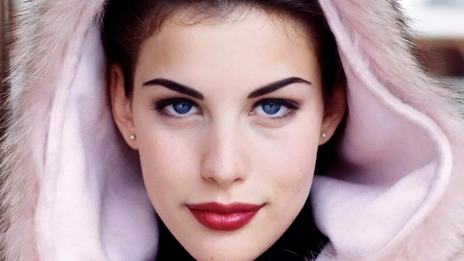 Liv Tyler Wallpapers