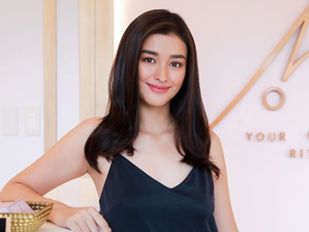 Liza Soberan Wallpapers