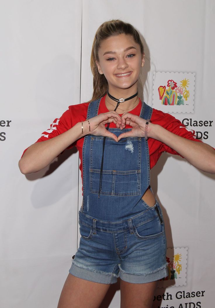 Lizzy Greene Wallpapers