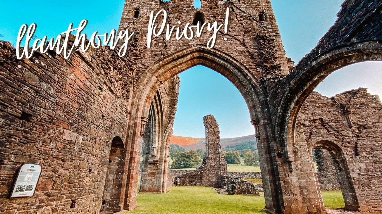 Llanthony Priory Wallpapers