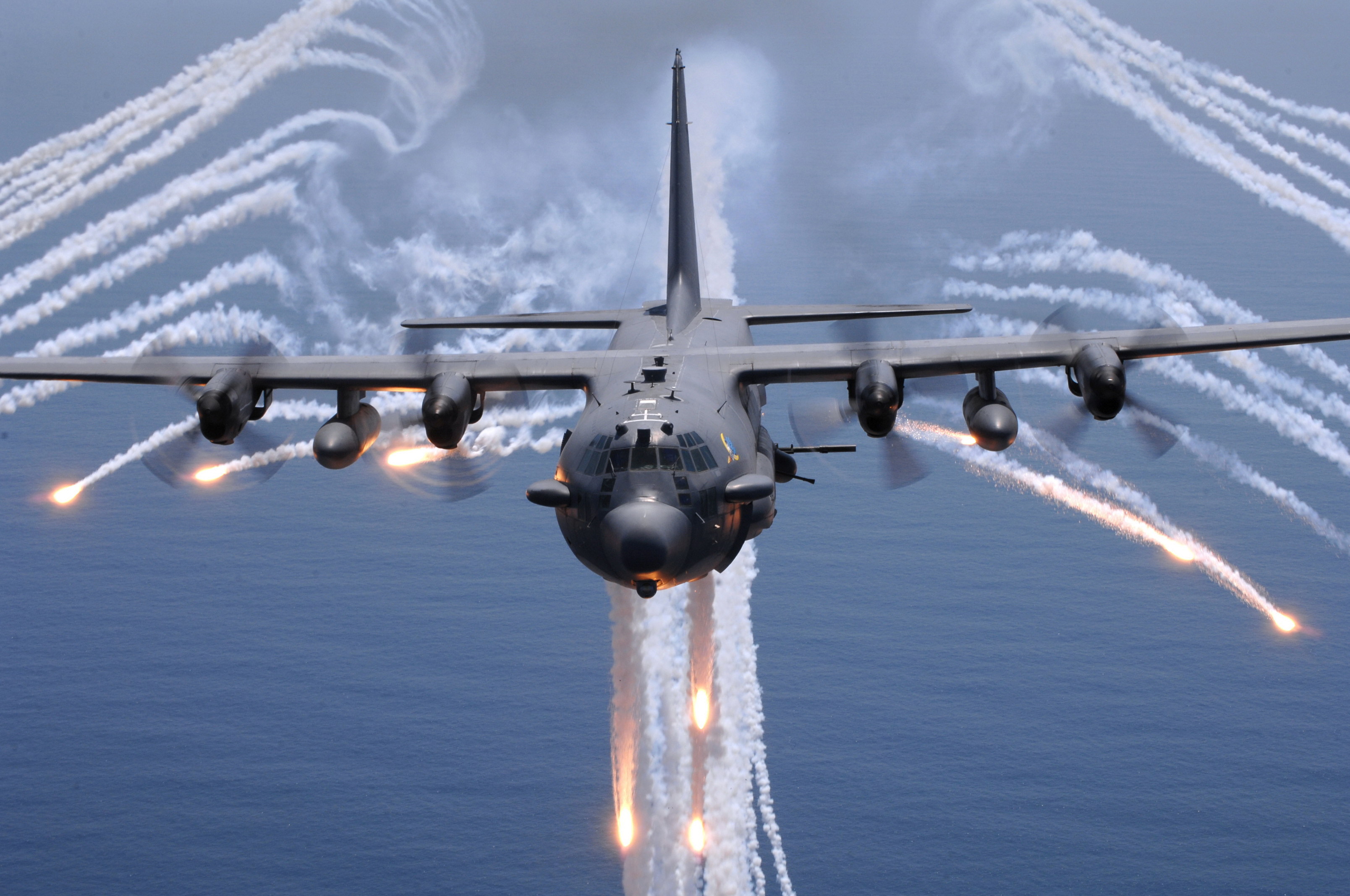 Lockheed Ac-130 Wallpapers