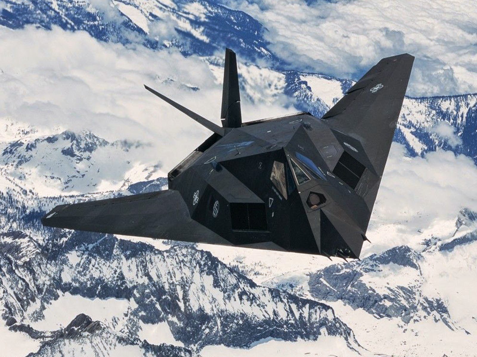 Lockheed F-117 Nighthawk Wallpapers