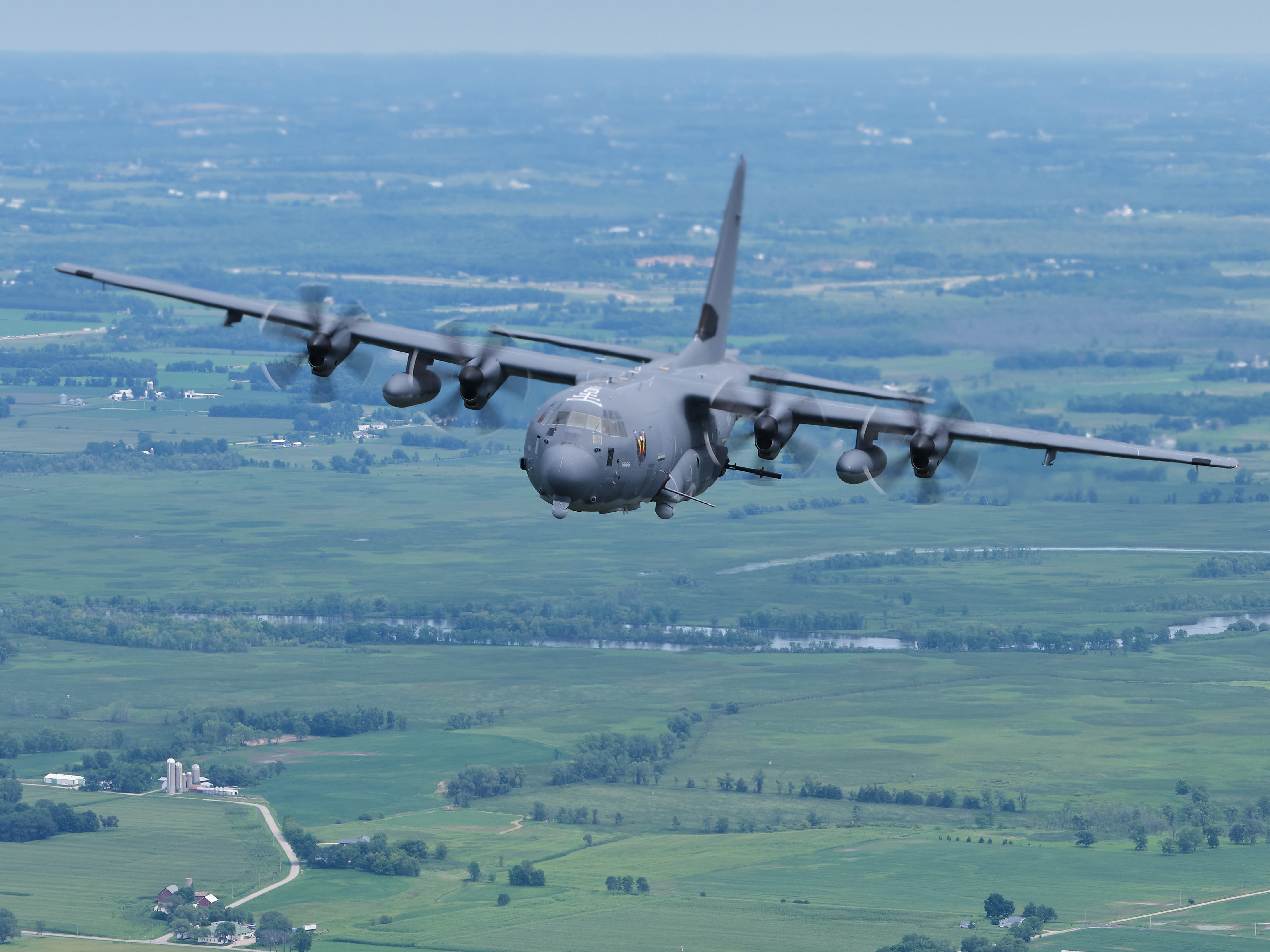 Lockheed Mc-130 Wallpapers