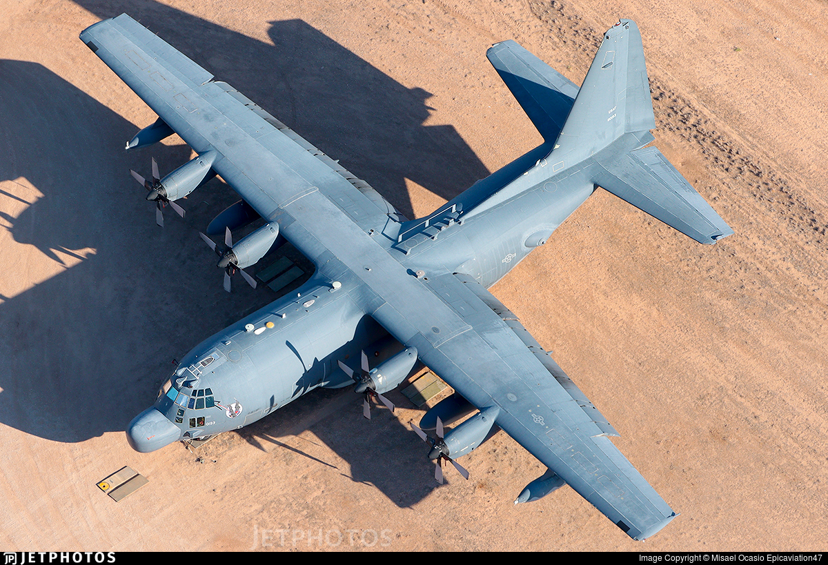 Lockheed Mc-130 Wallpapers