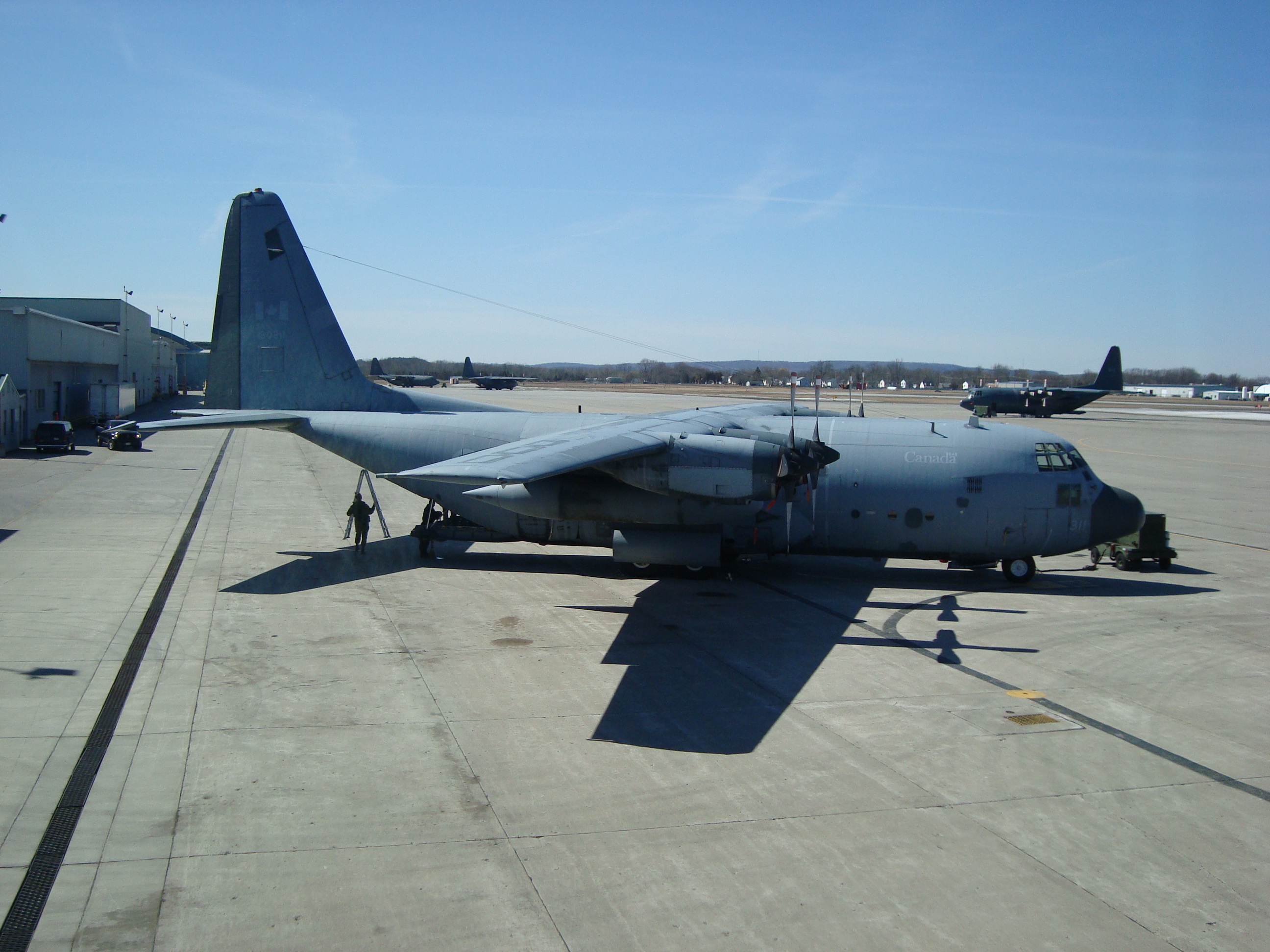 Lockheed Mc-130 Wallpapers