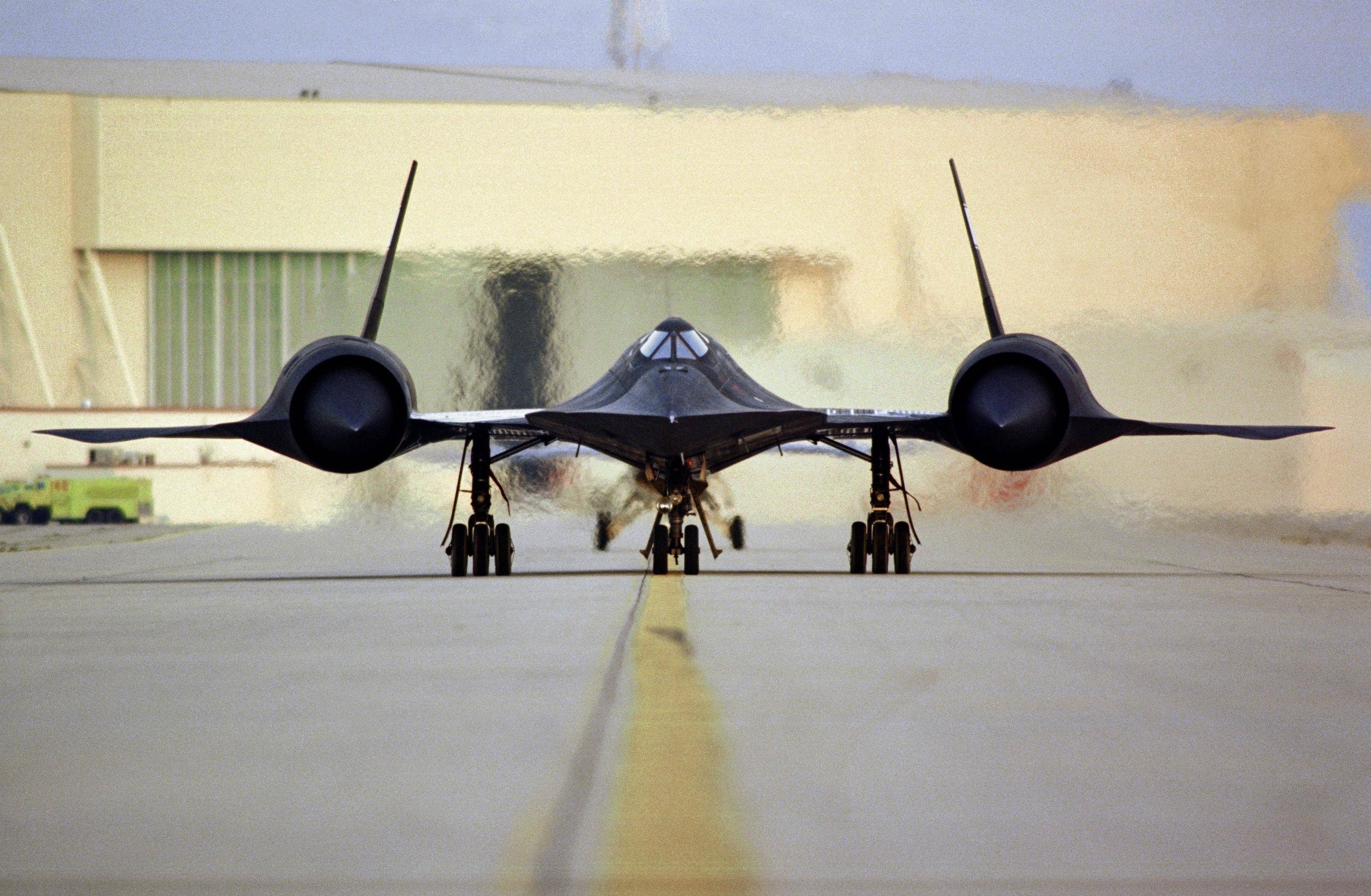 Lockheed Sr-71 Blackbird Wallpapers