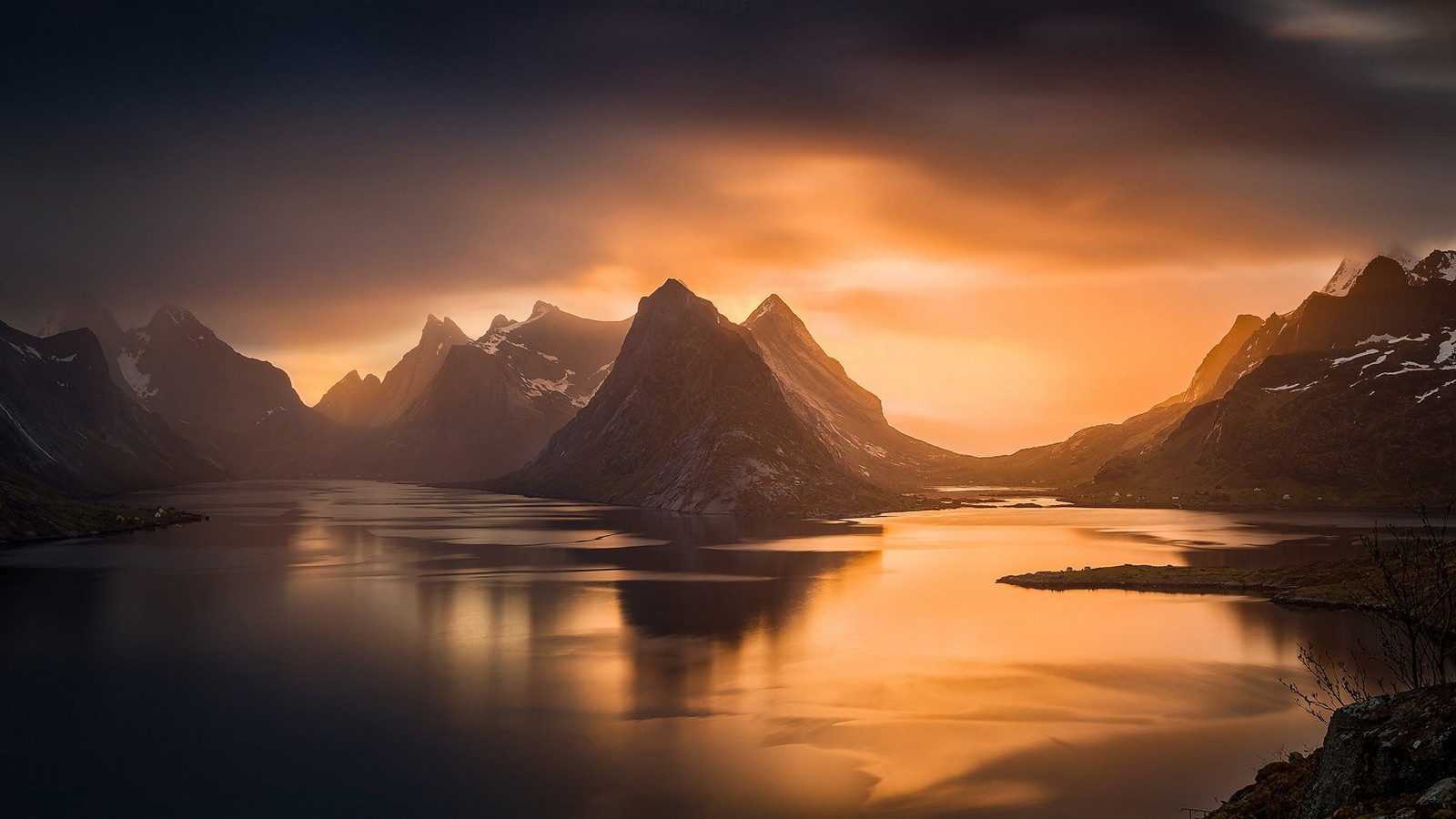 Lofoten Sunrise Near Sea Mountains Norway Island Wallpapers