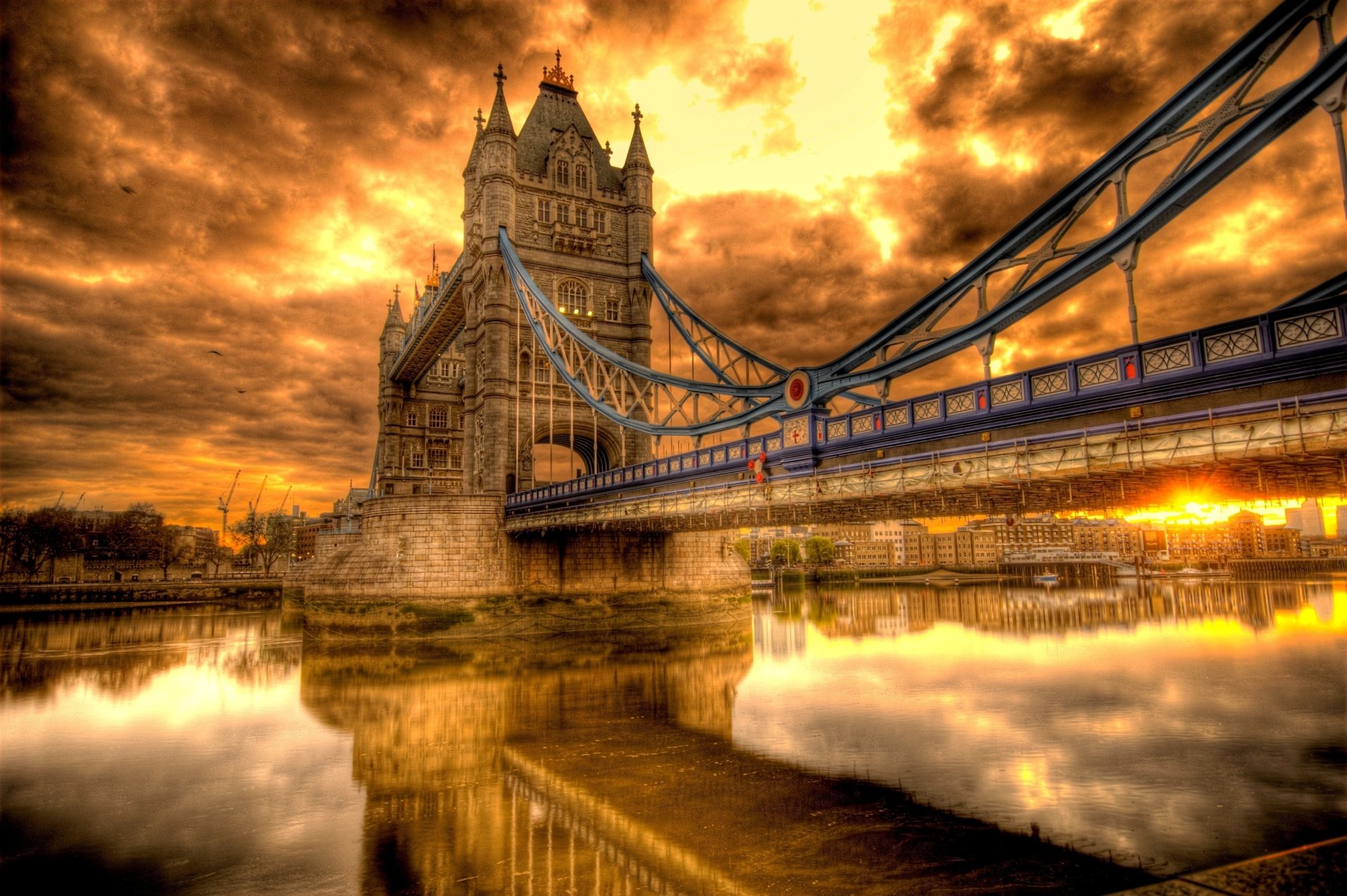 London Bridge Wallpapers