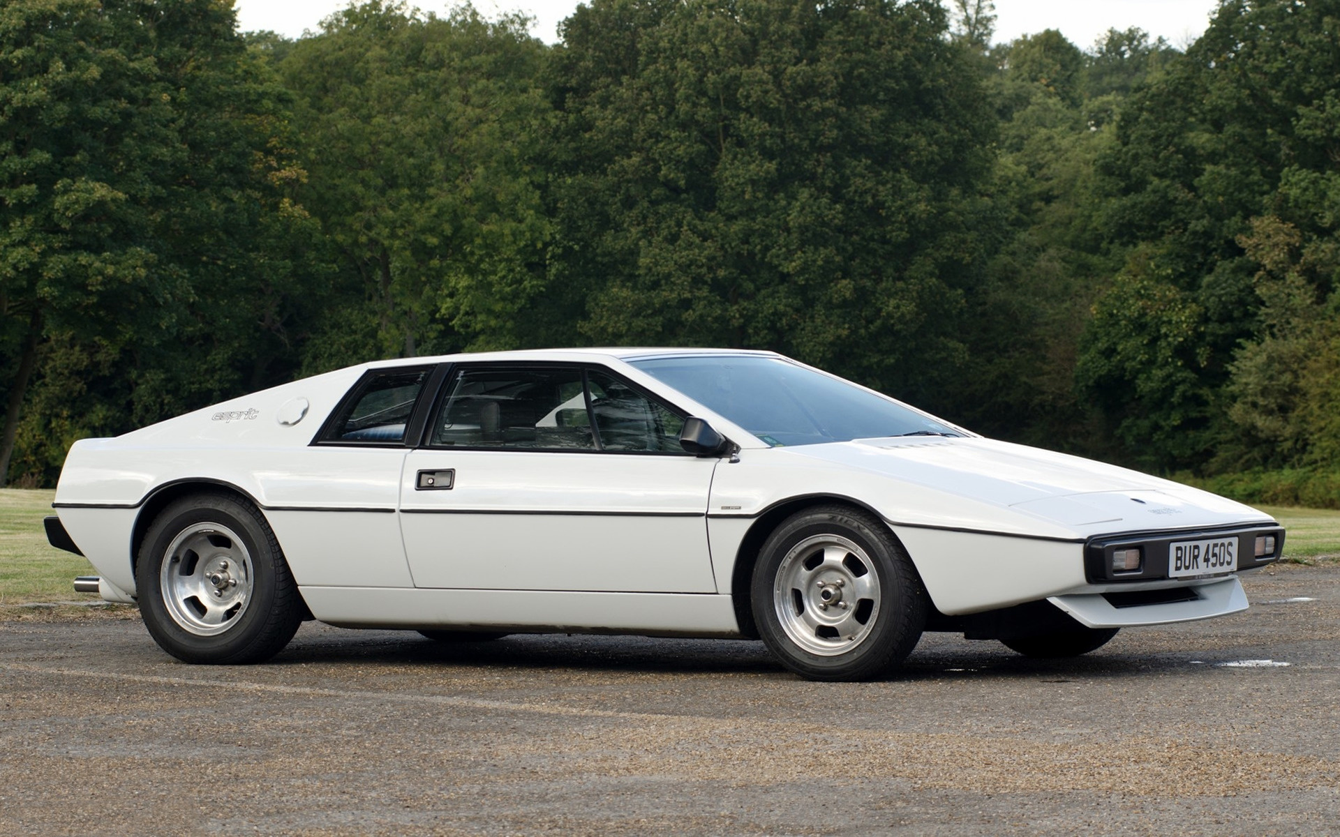 Lotus Esprit Wallpapers