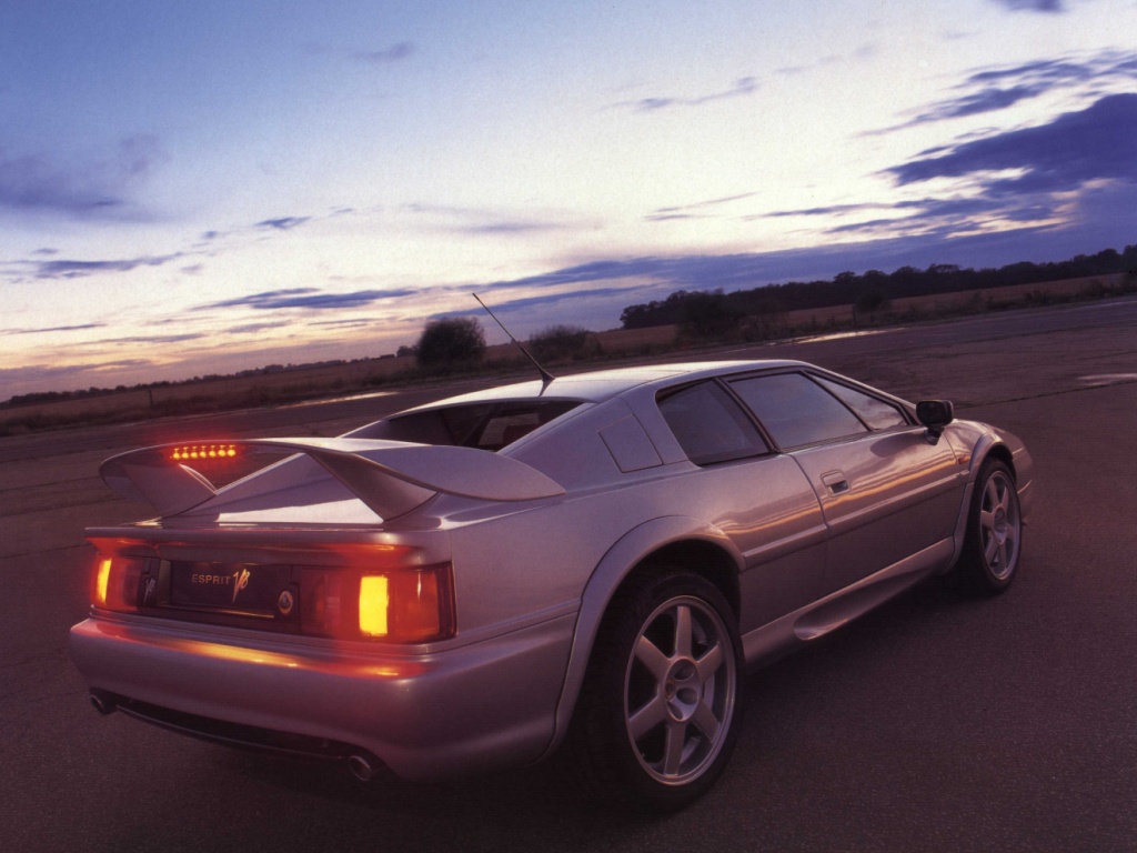 Lotus Esprit Wallpapers