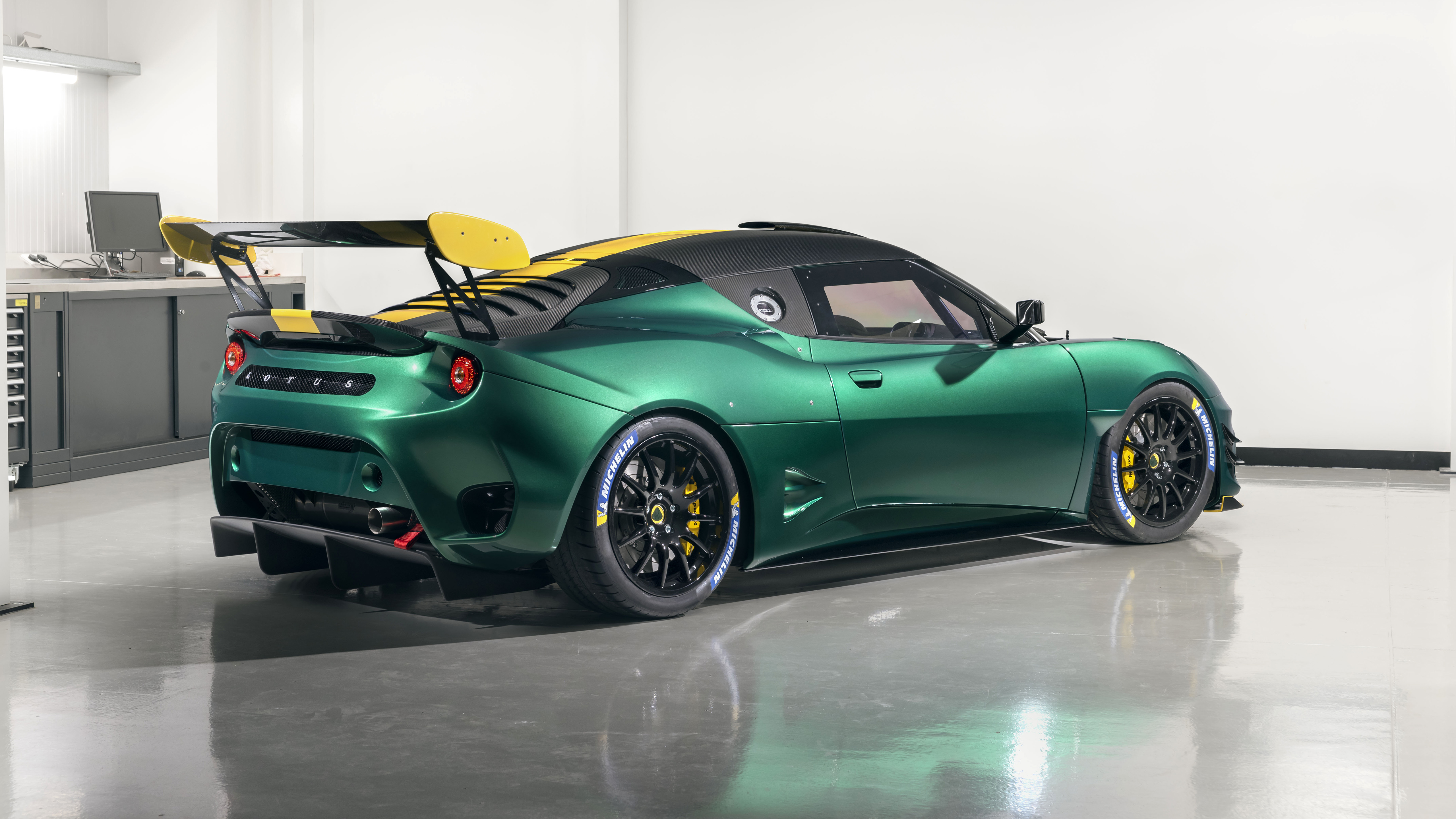 Lotus Evora Wallpapers