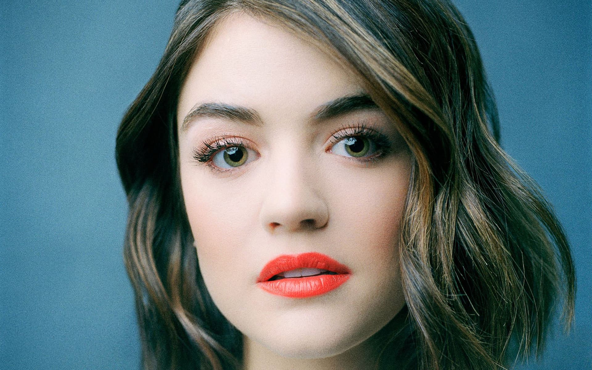 Lucy Hale Face Wallpapers