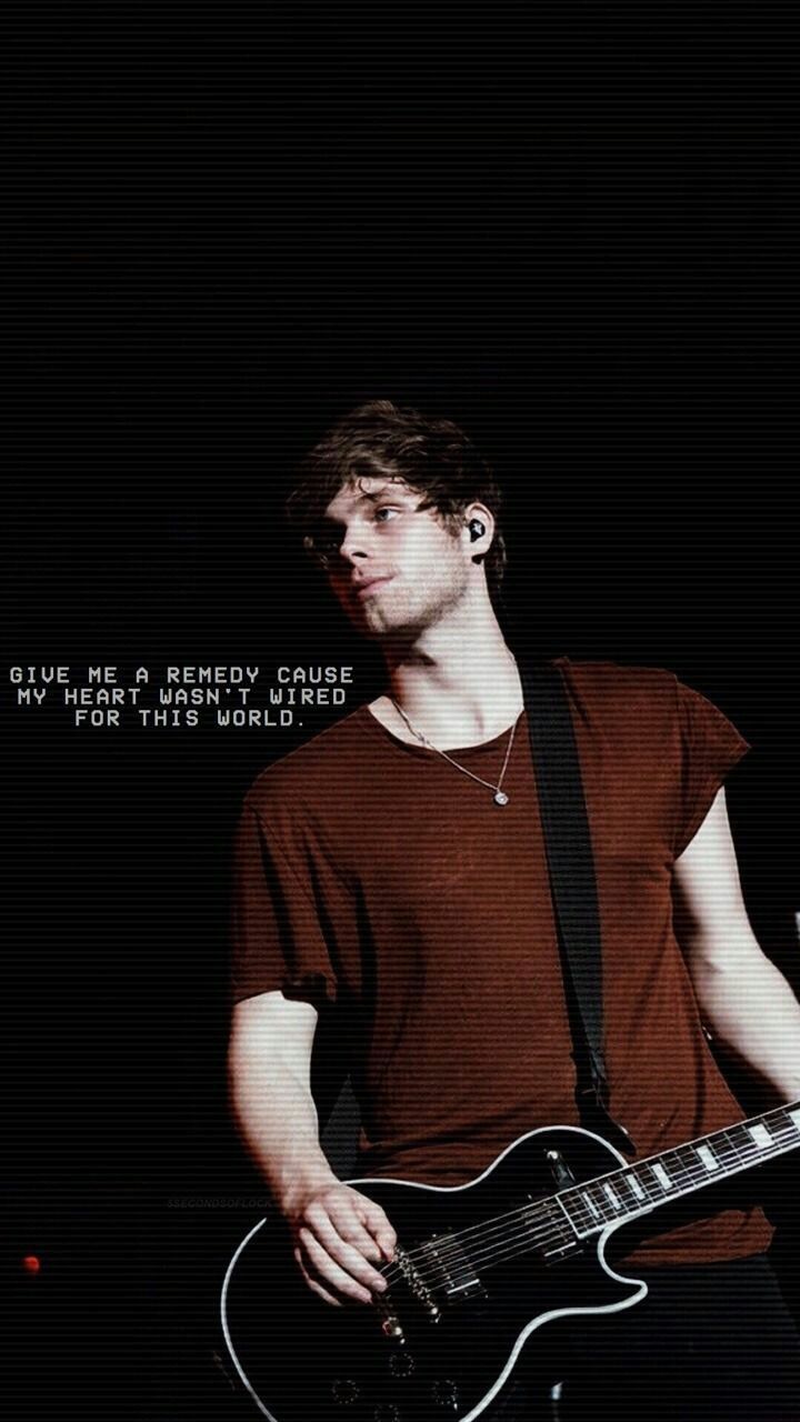 Luke Hemmings Wallpapers