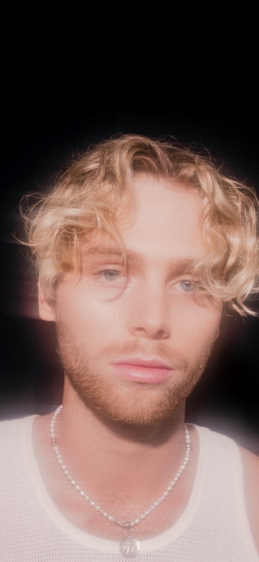 Luke Hemmings Wallpapers