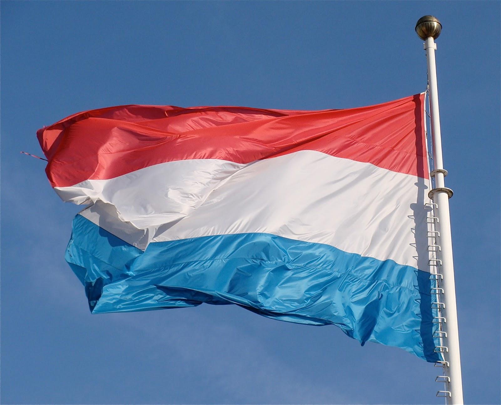 Luxembourg Flag Wallpapers