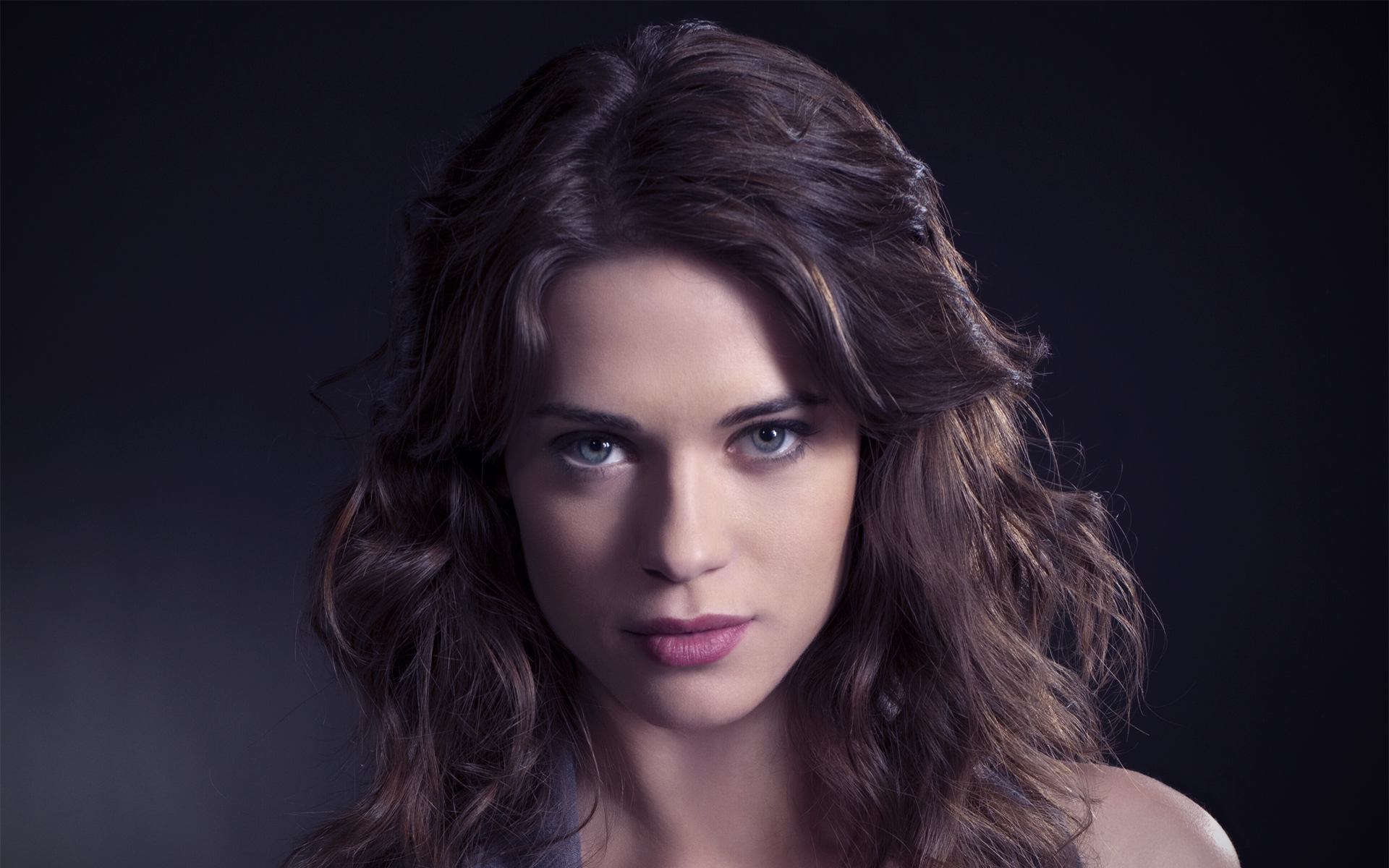 Lyndsy Fonseca 2018 Wallpapers