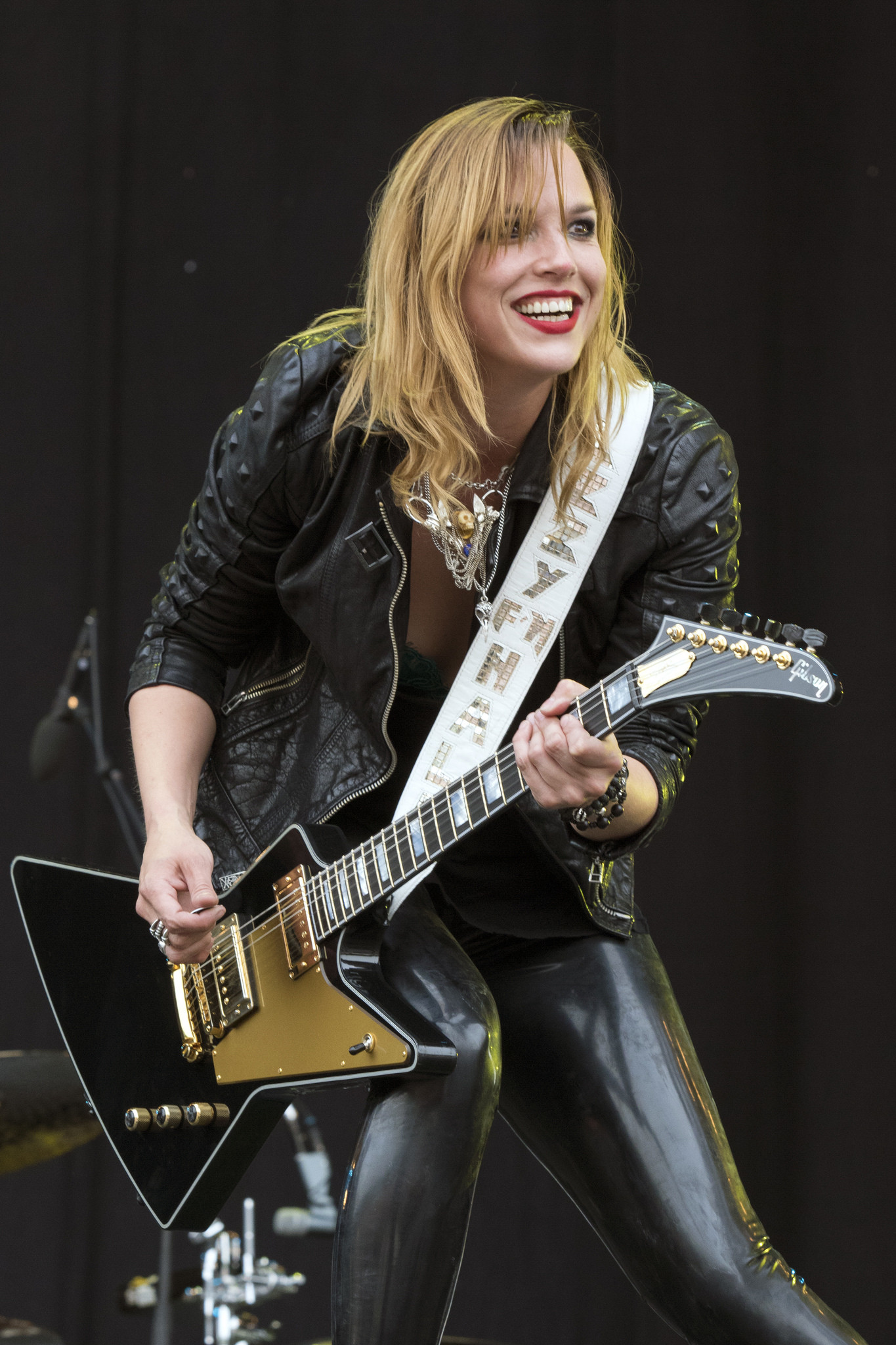 Lzzy Hale Wallpapers