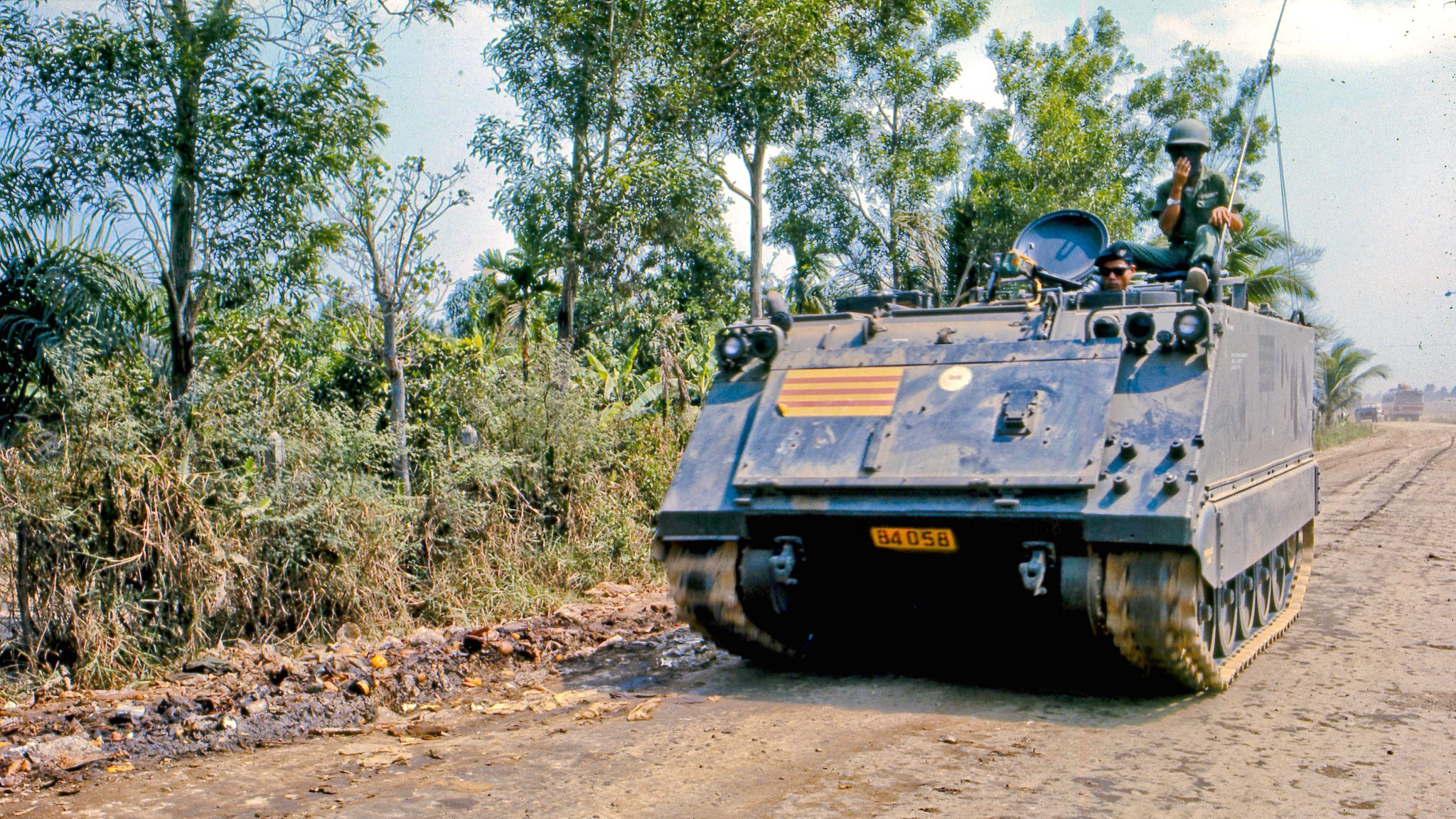 M113 Armored Personnel Carrier Wallpapers