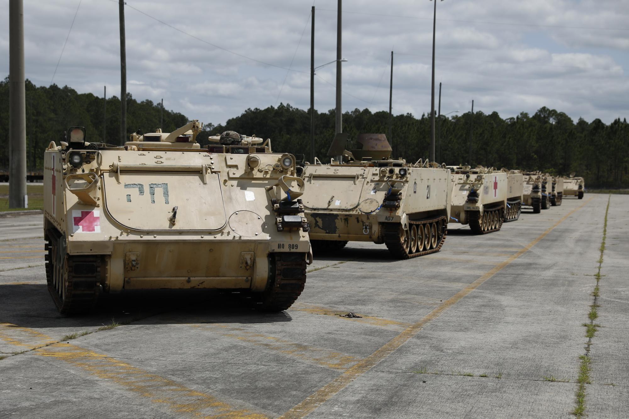 M113 Armored Personnel Carrier Wallpapers