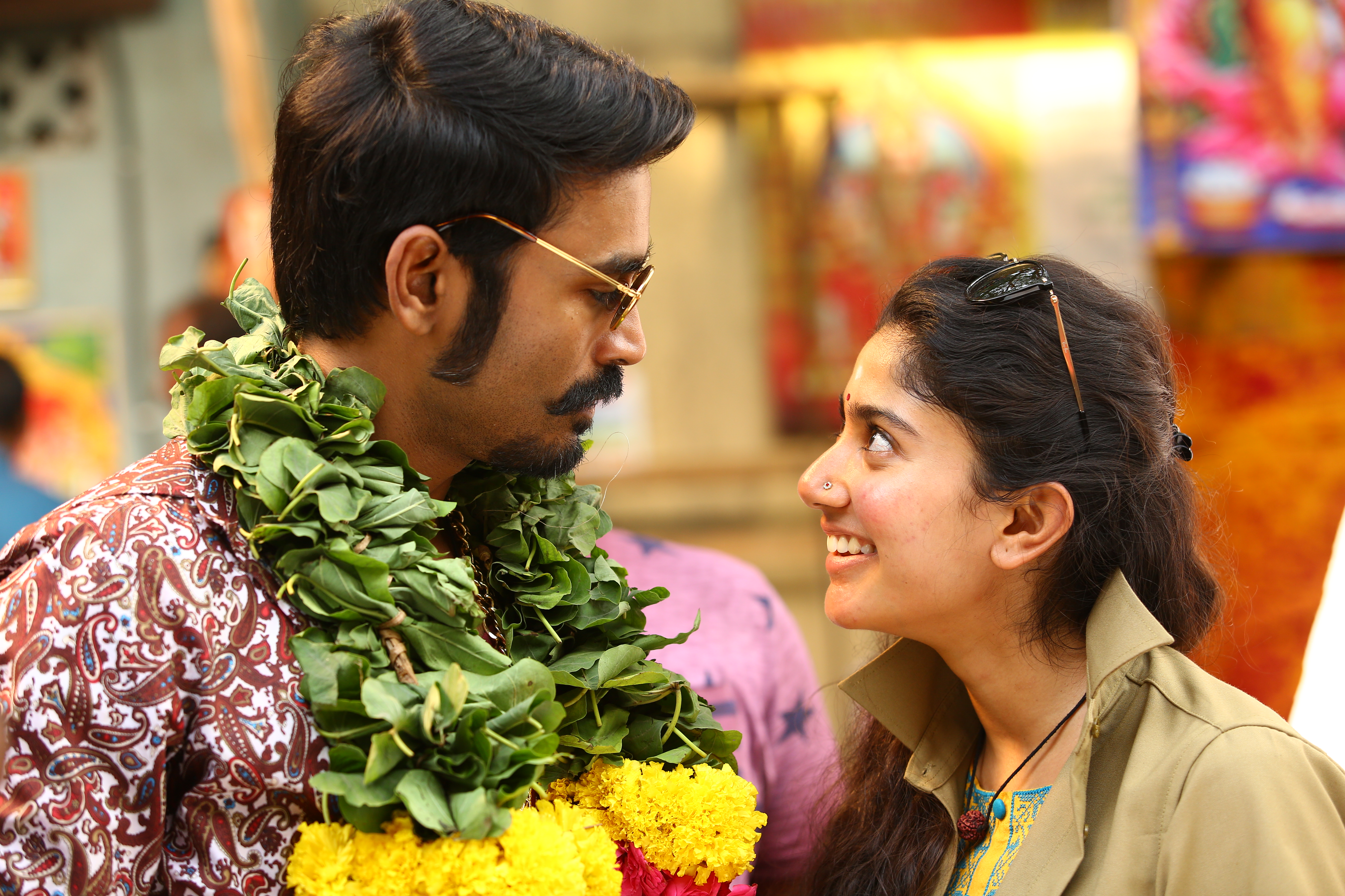 Maari Hd Wallpapers