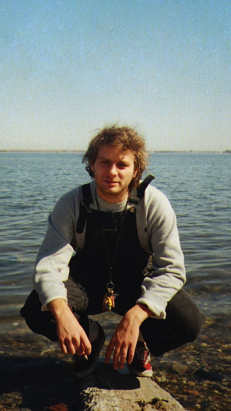 Mac Demarco Wallpapers