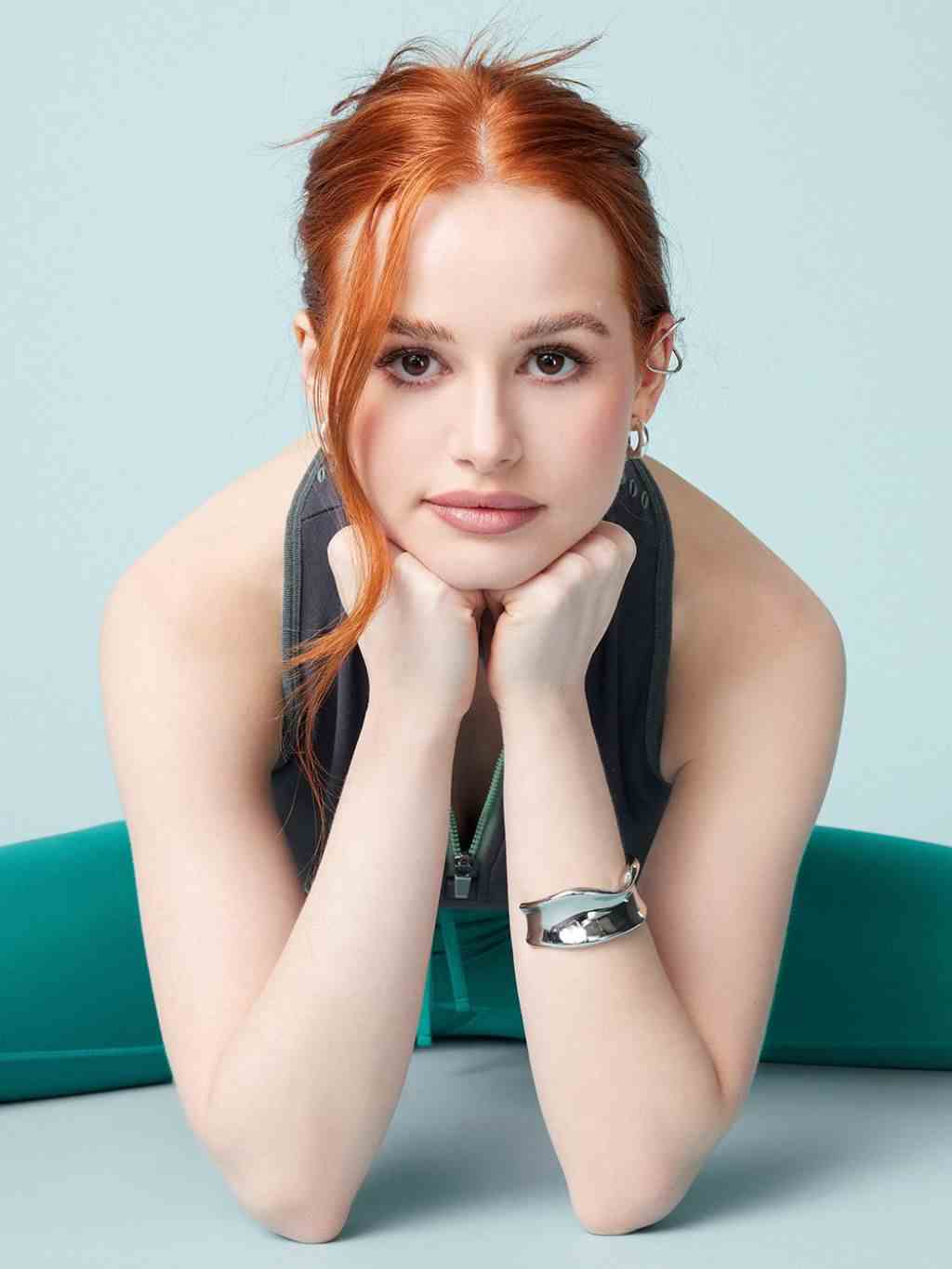 Madelaine Petsch Beautiful 2021 Wallpapers