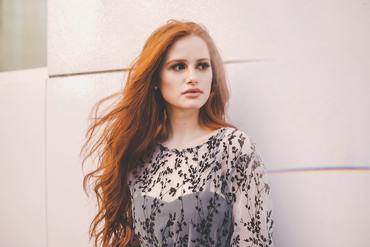 Madelaine Petsch in Red Wallpapers