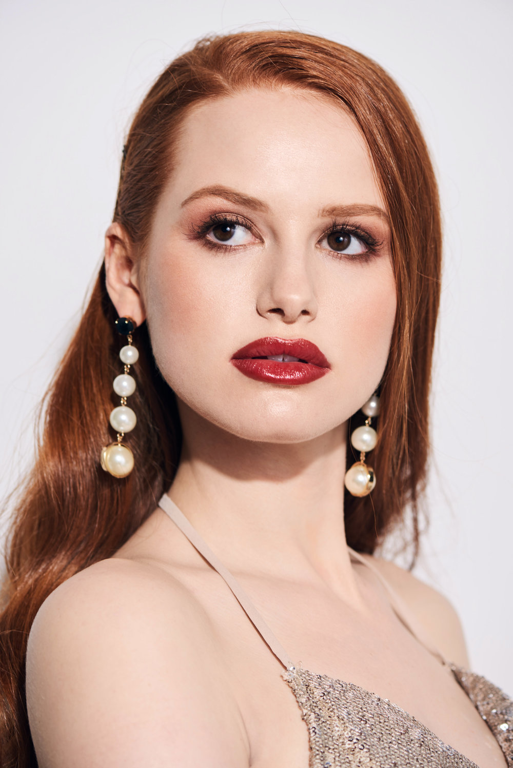 Madelaine Petsch in Riverdale Wallpapers