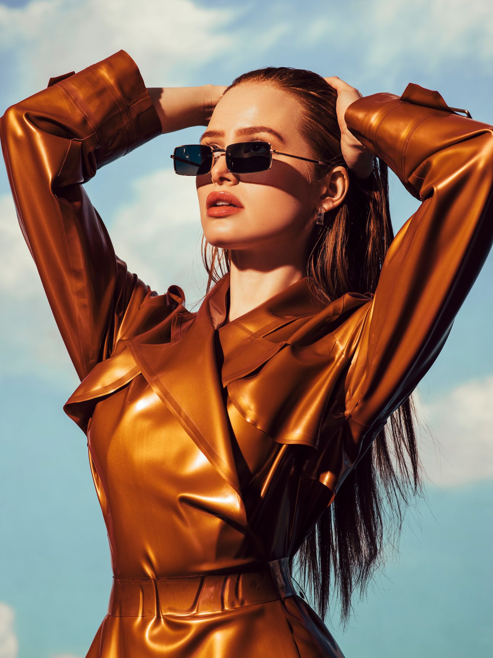 Madelaine Petsch In Sunglasses Wallpapers