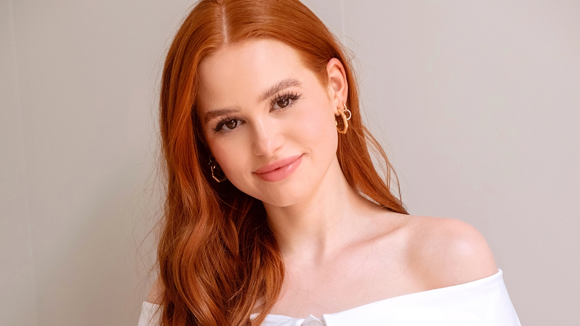 Madelaine Petsch Riverdale 2 Wallpapers