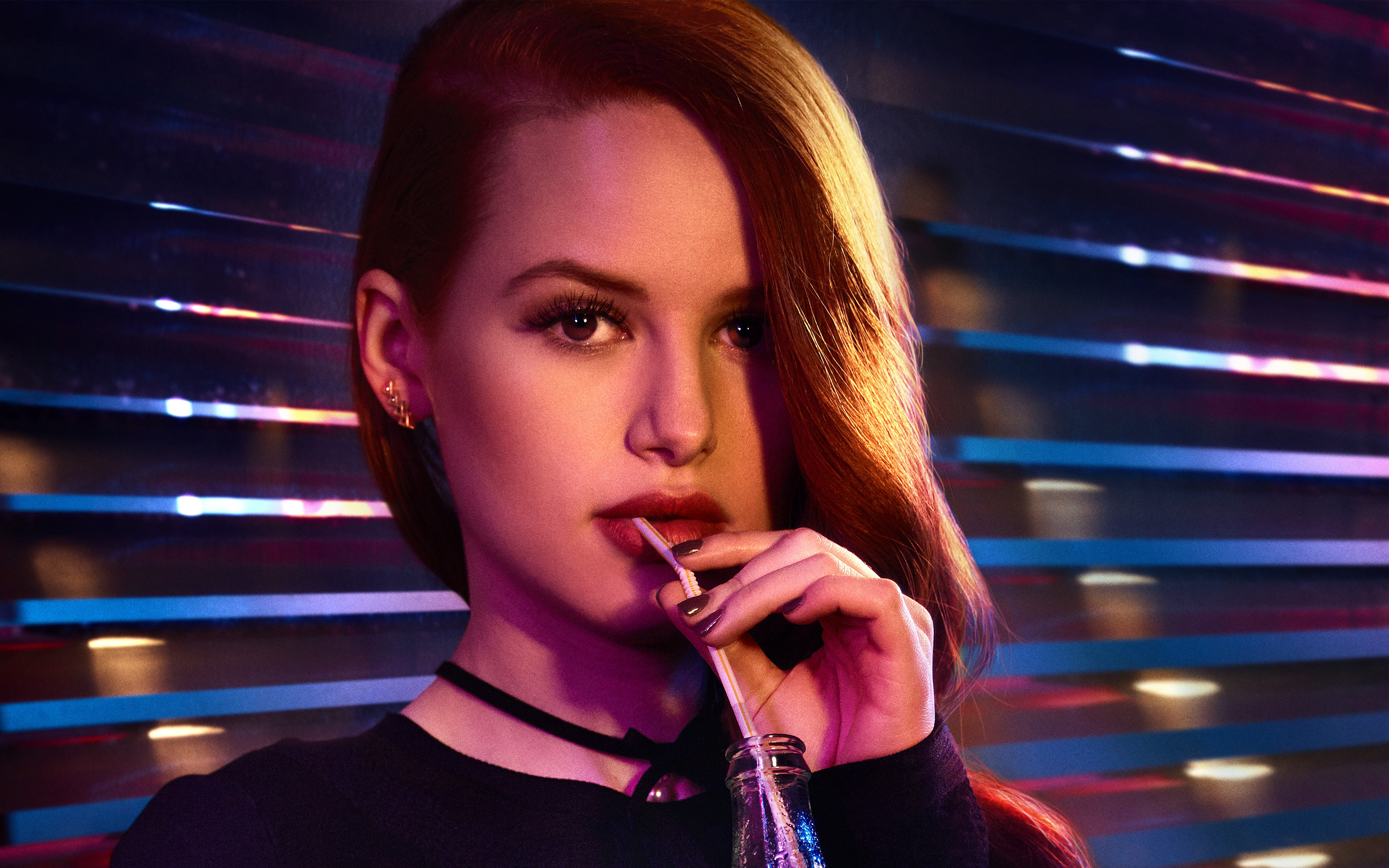 Madelaine Petsch Smiling Wallpapers