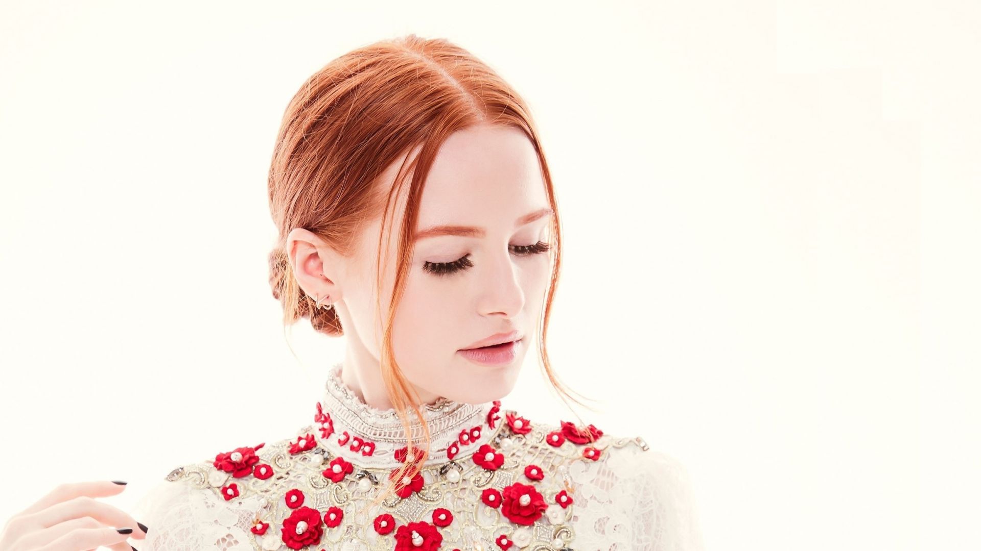 Madelaine Petsch Wallpapers