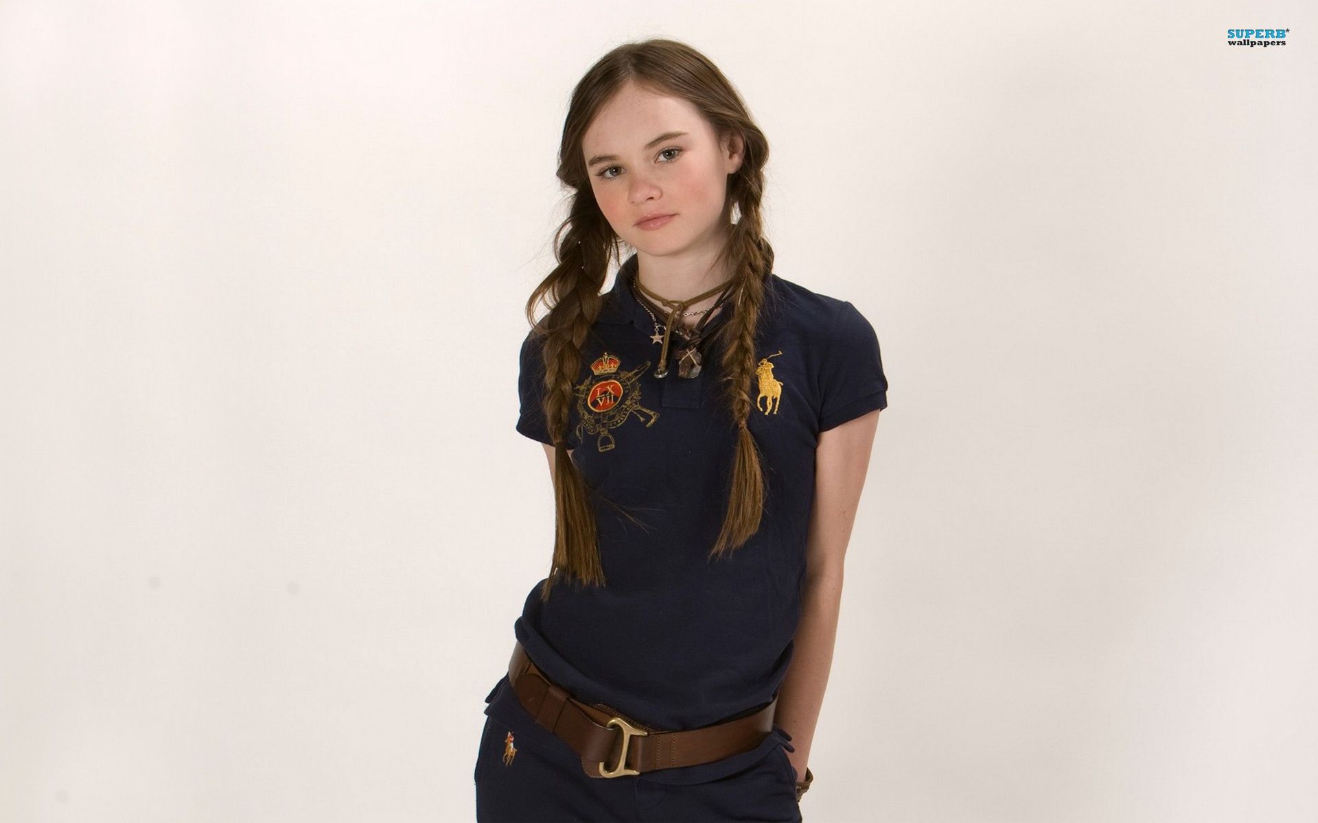 Madeline Carroll Wallpapers