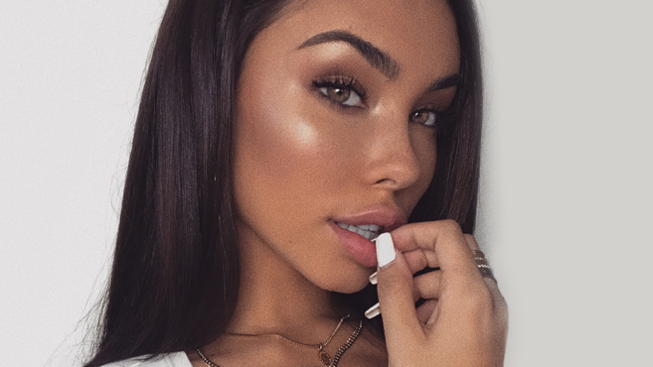 Madison Beer 2019 Wallpapers