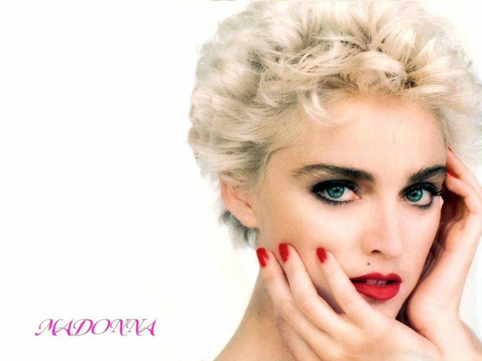 Madonna Wall Paper Wallpapers